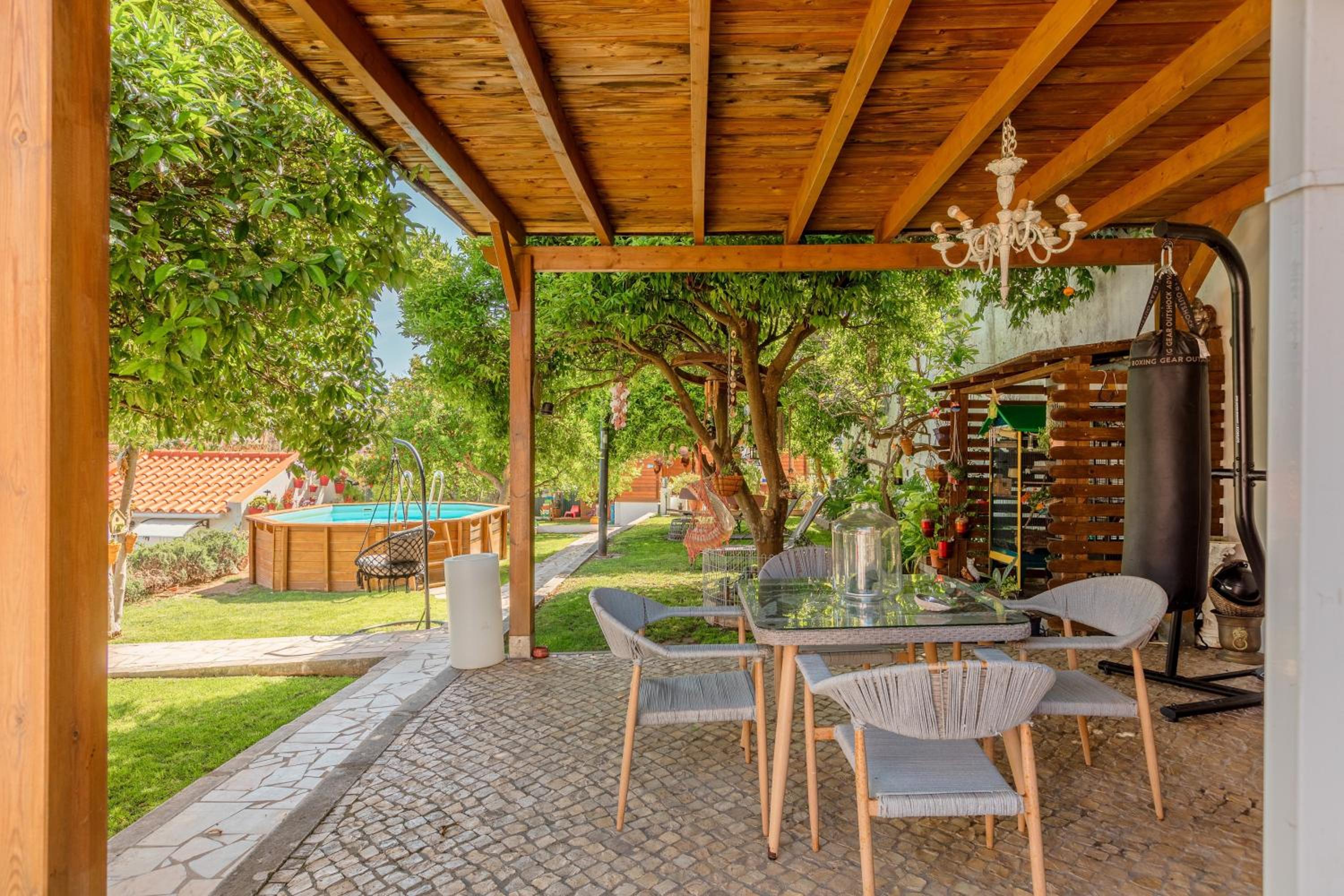 Algés Village Casa 2 by Lisbon-Coast vacation