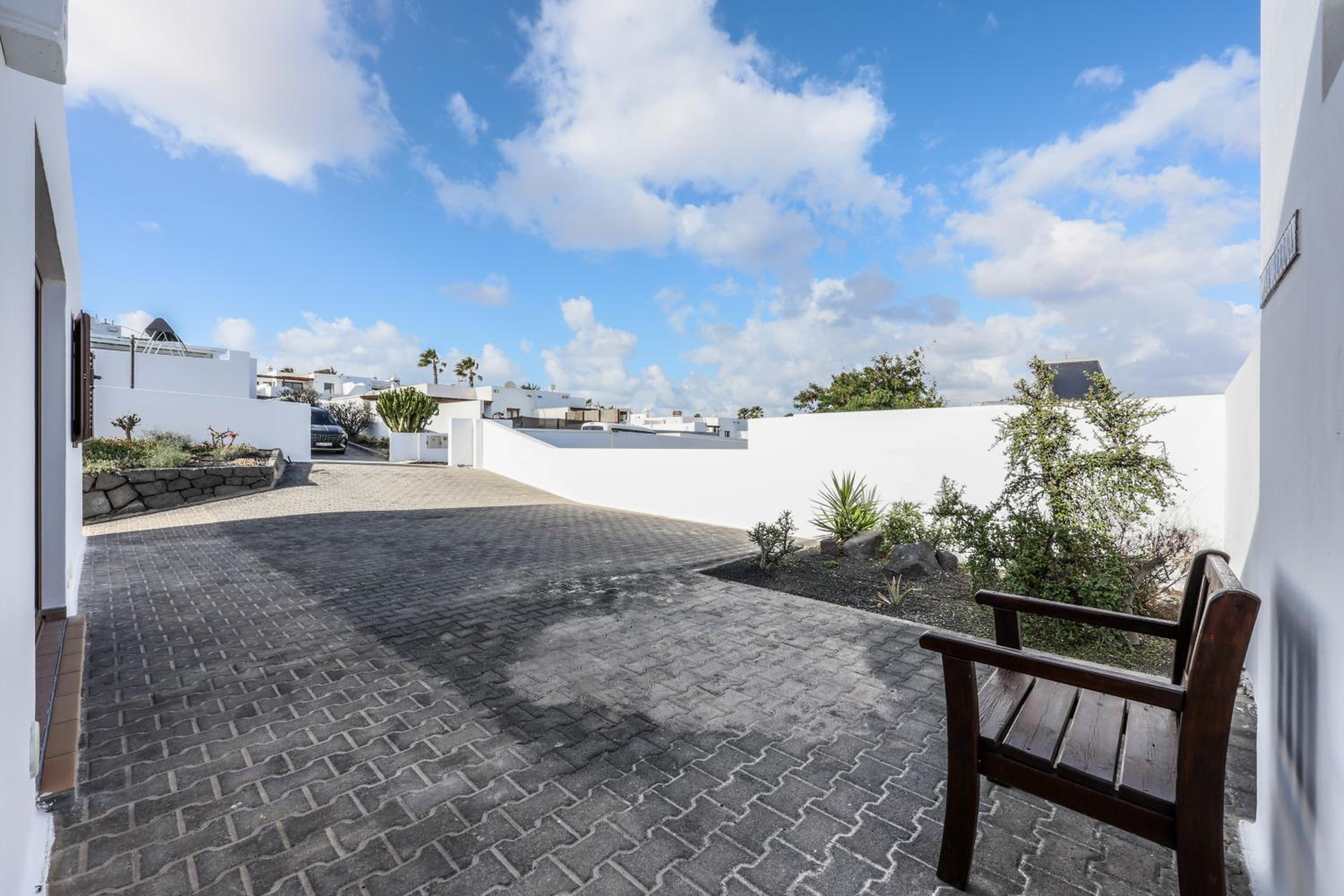 VILLAS LANZAROTE LOS ALTOS by NEW LANZASUITES Villa SERENA