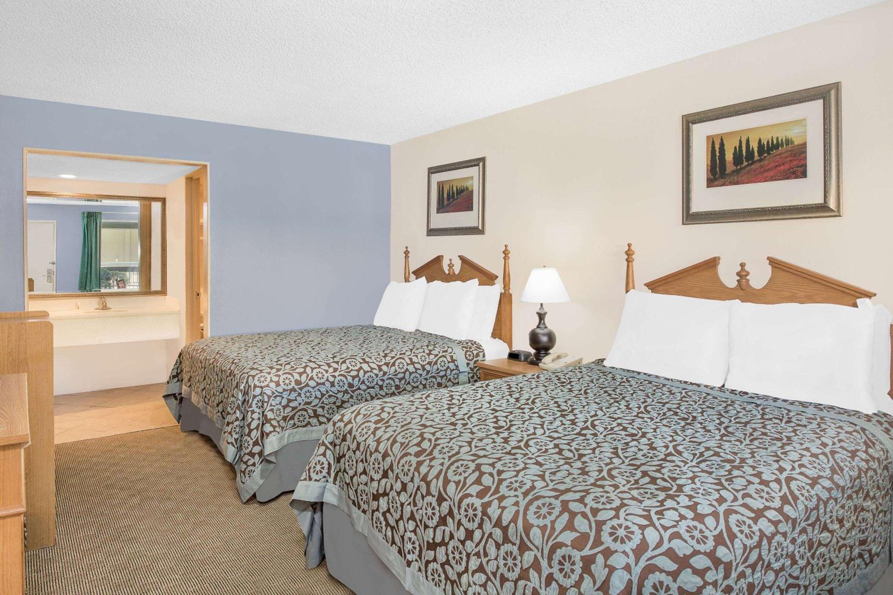 Days Inn by Wyndham Attalla - Property Image 24