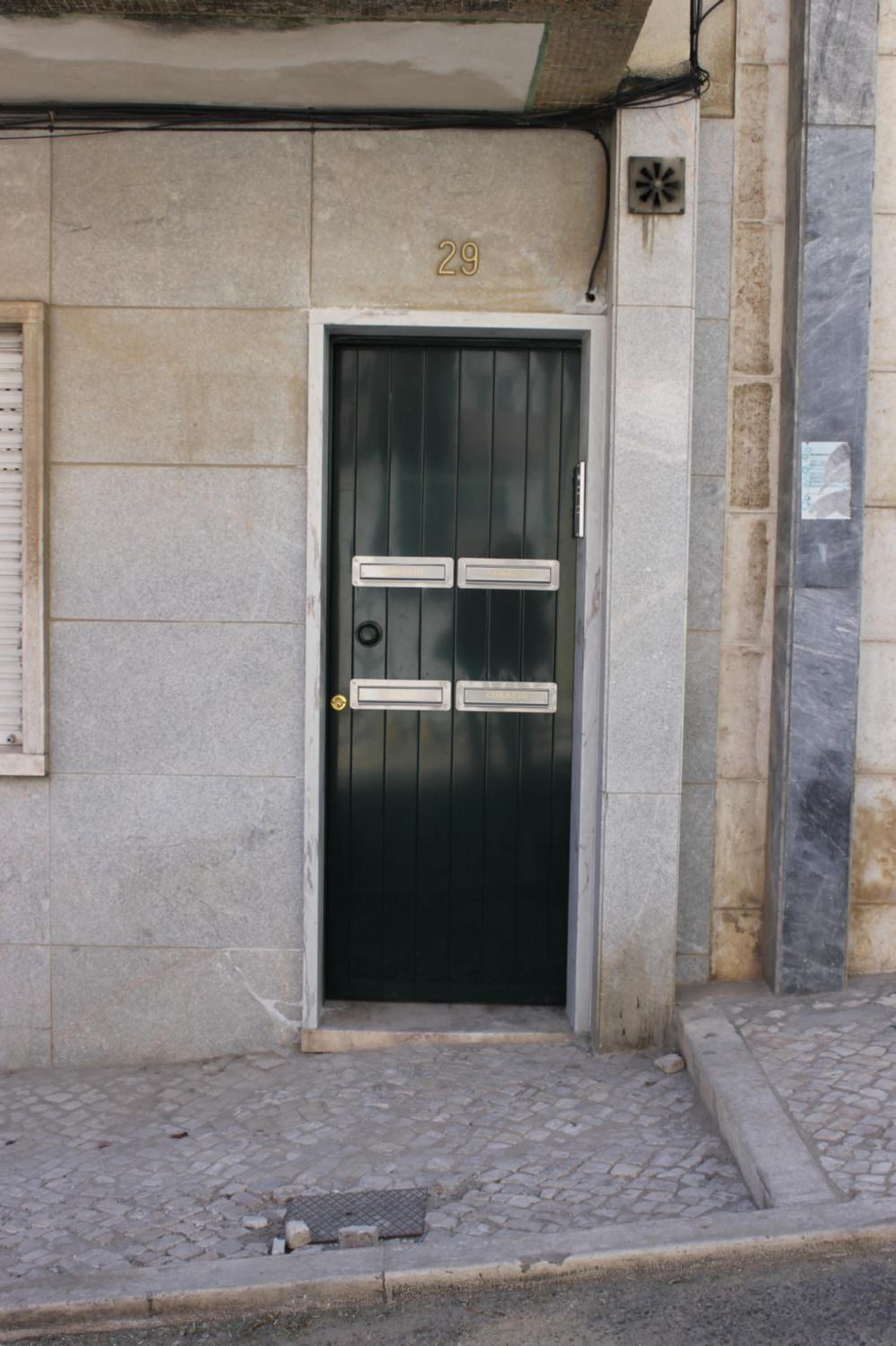 Algés Village Casa 2 by Lisbon-Coast vacation