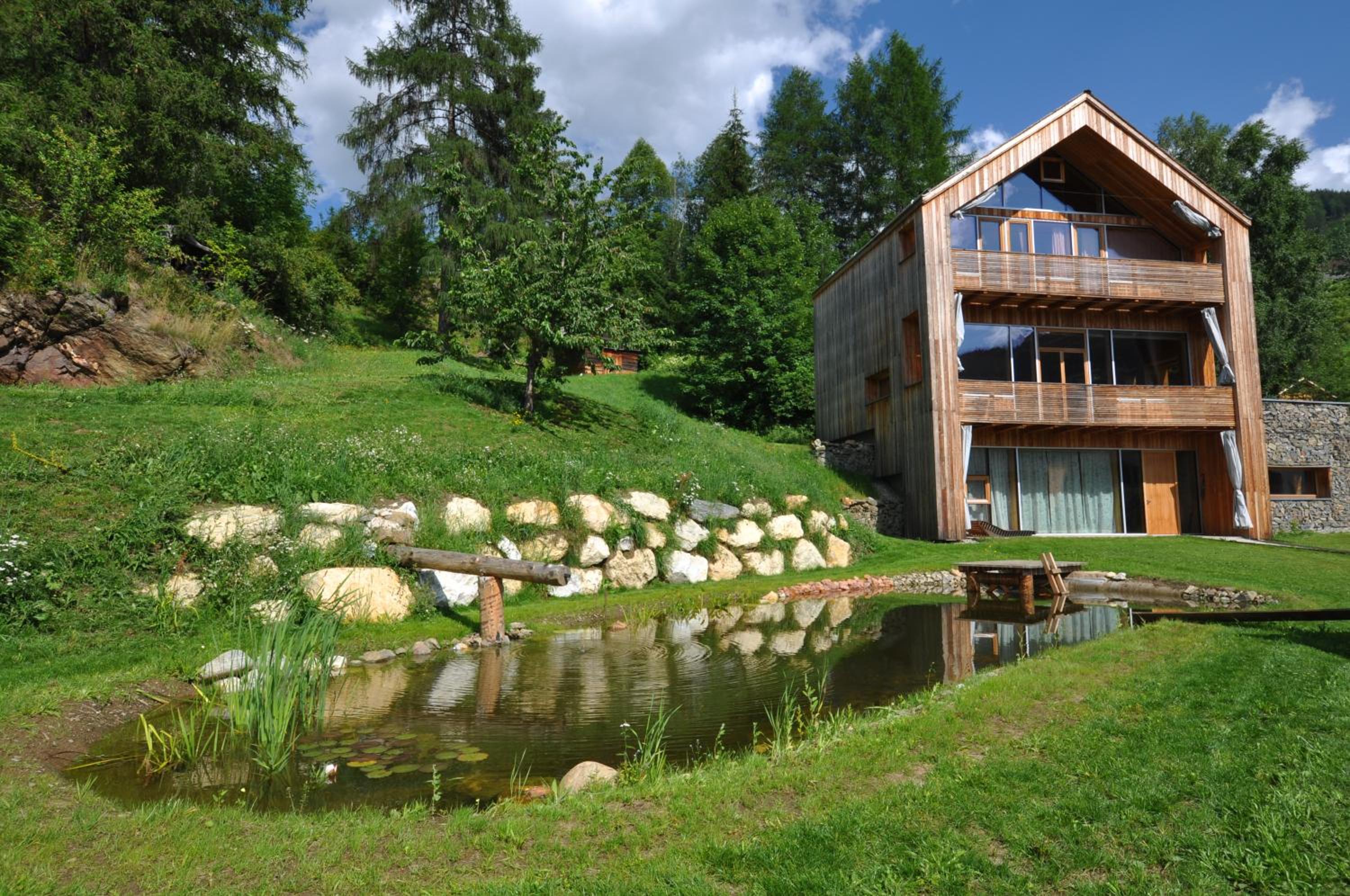 Smart Wood House