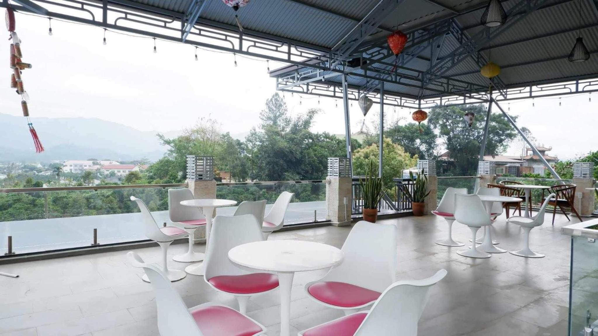 Đồi Hoa Đỏ Homestay