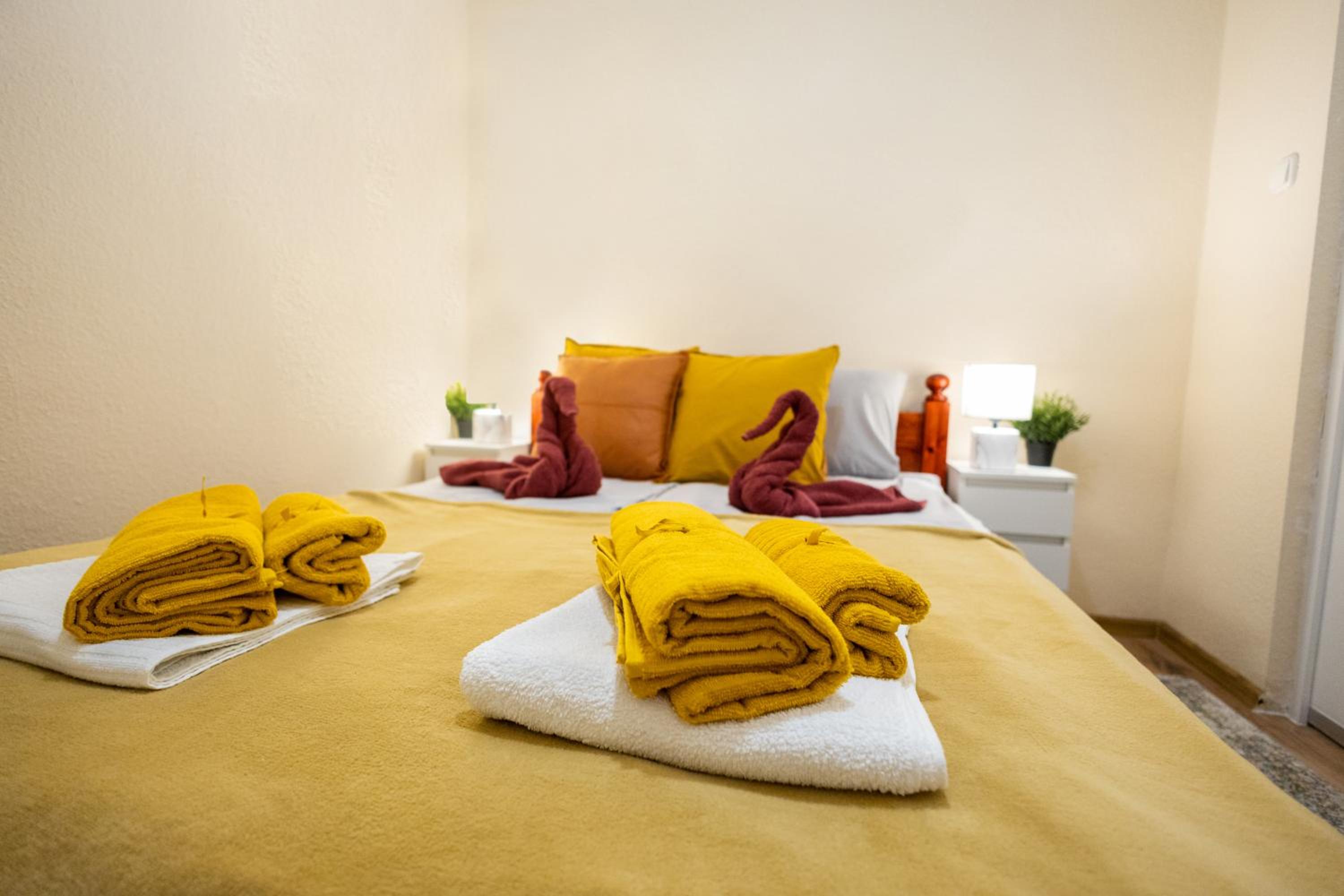SunHill Apartment next to the Buda Castle view 2