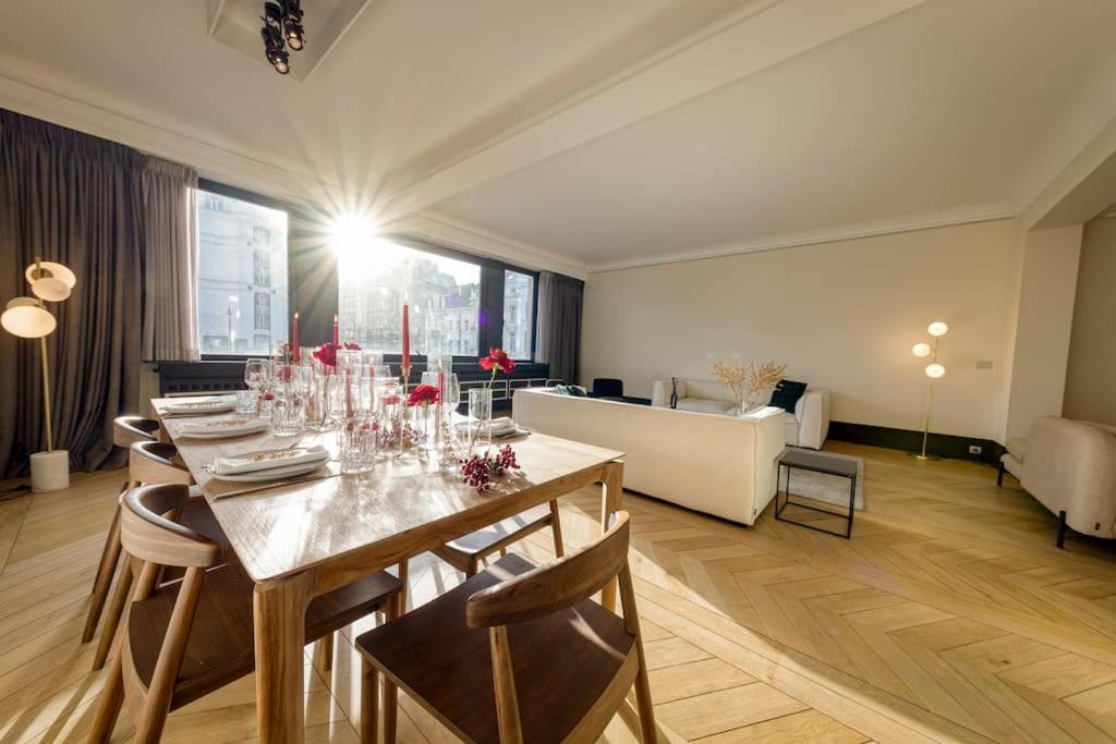 City Luxury: 3BR, Prime Location