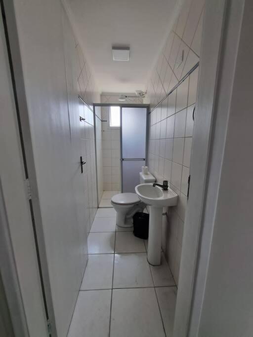 300m do Mar, ótima localização.