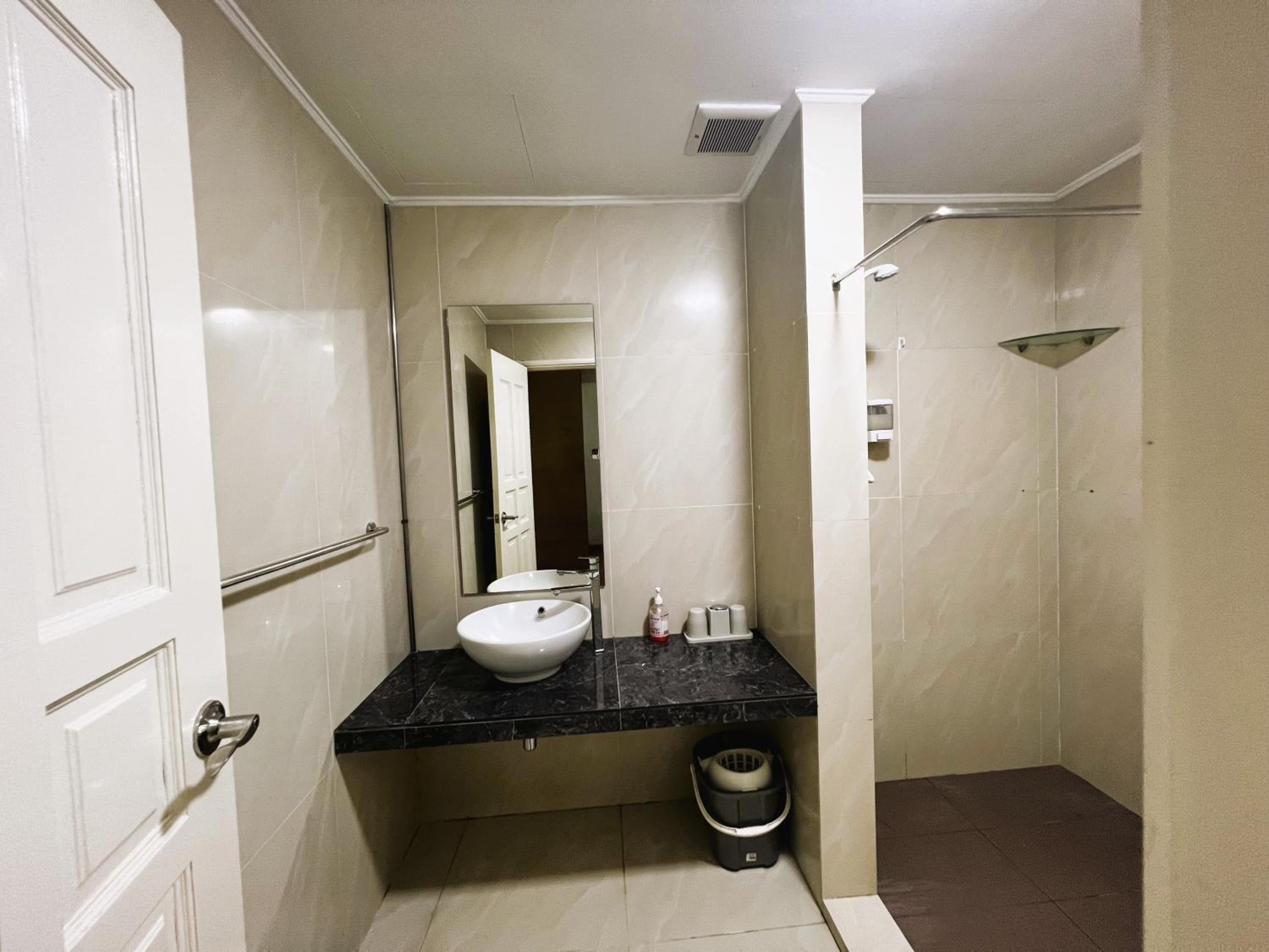 Parkview Suite KLCC, Bernice