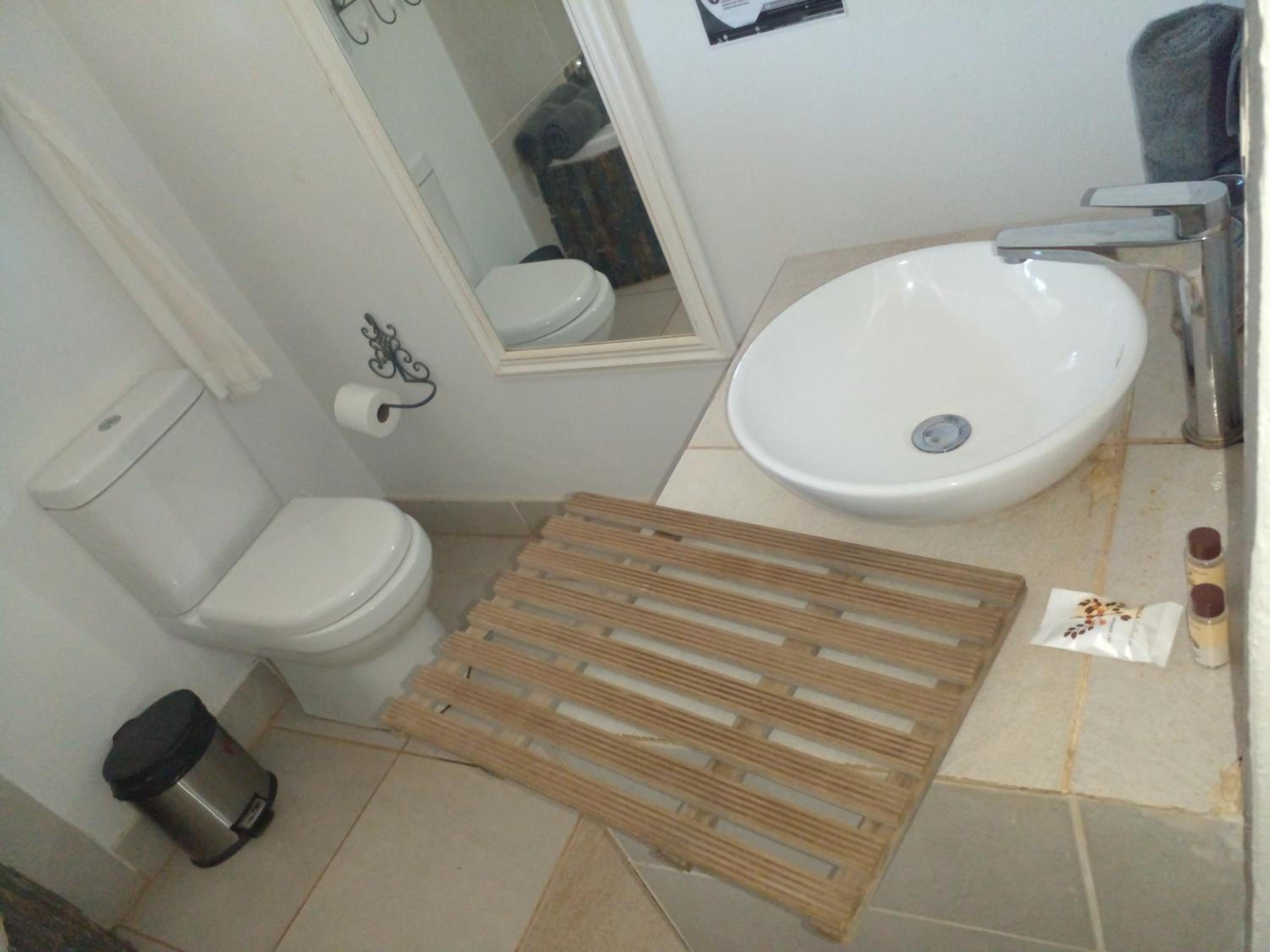 HLULALA GUEST HOUSE view 4