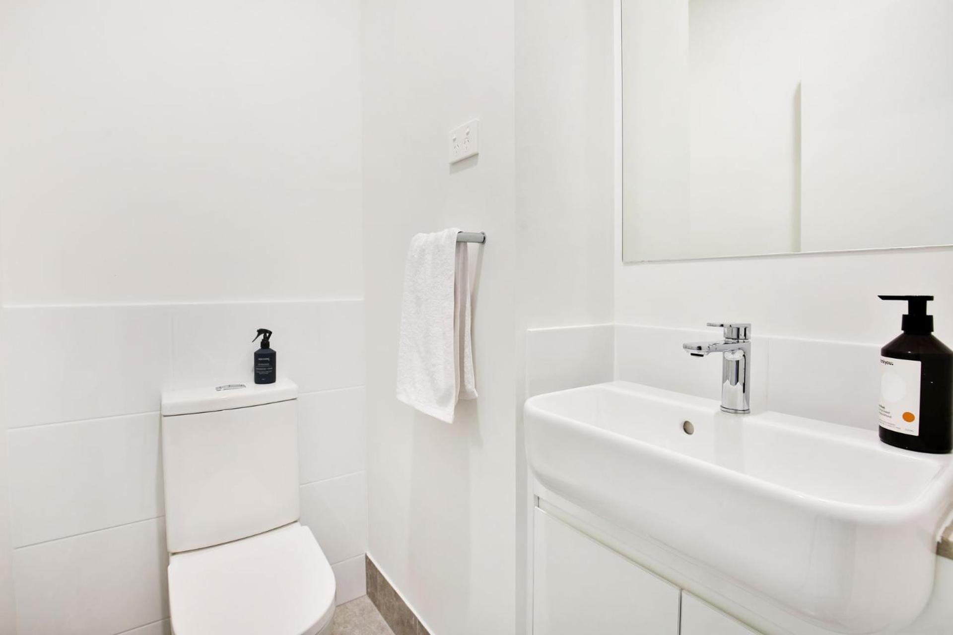 The Coast Beach - Pet Friendly - 2 Mins Walk to Bay