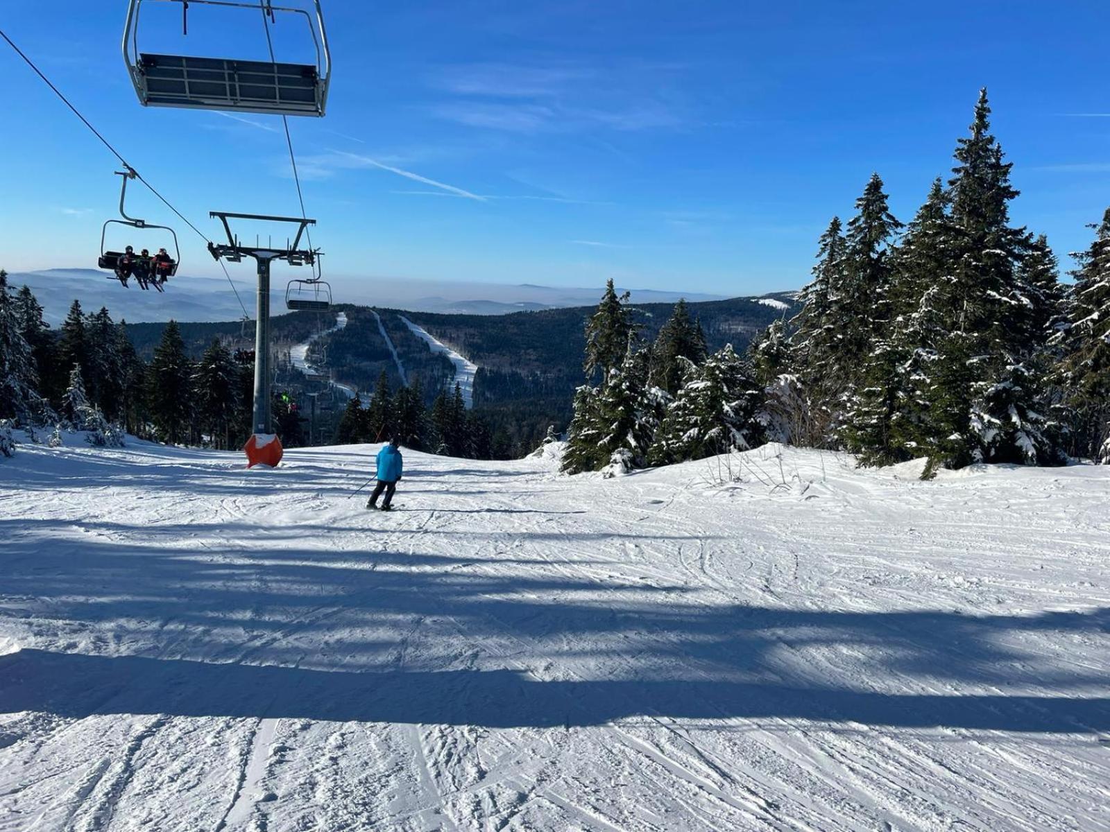 Lipno Apartments BERGMAX, Ski Areál Lipno 16min dojezd - Resort Malé Lipno s terasou a zahrádkou, parking free