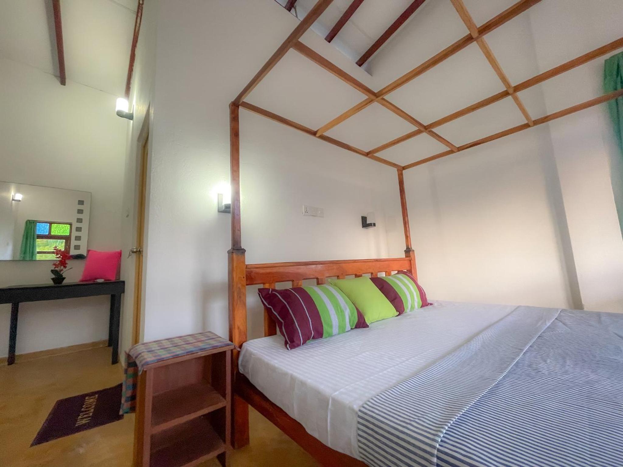 Summer lodge-Tangalle