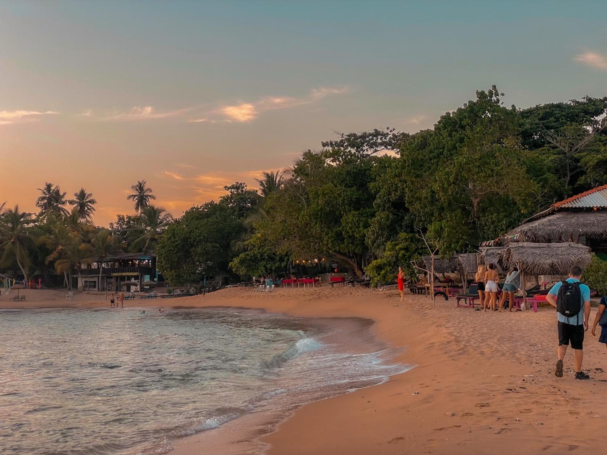 Summer lodge-Tangalle