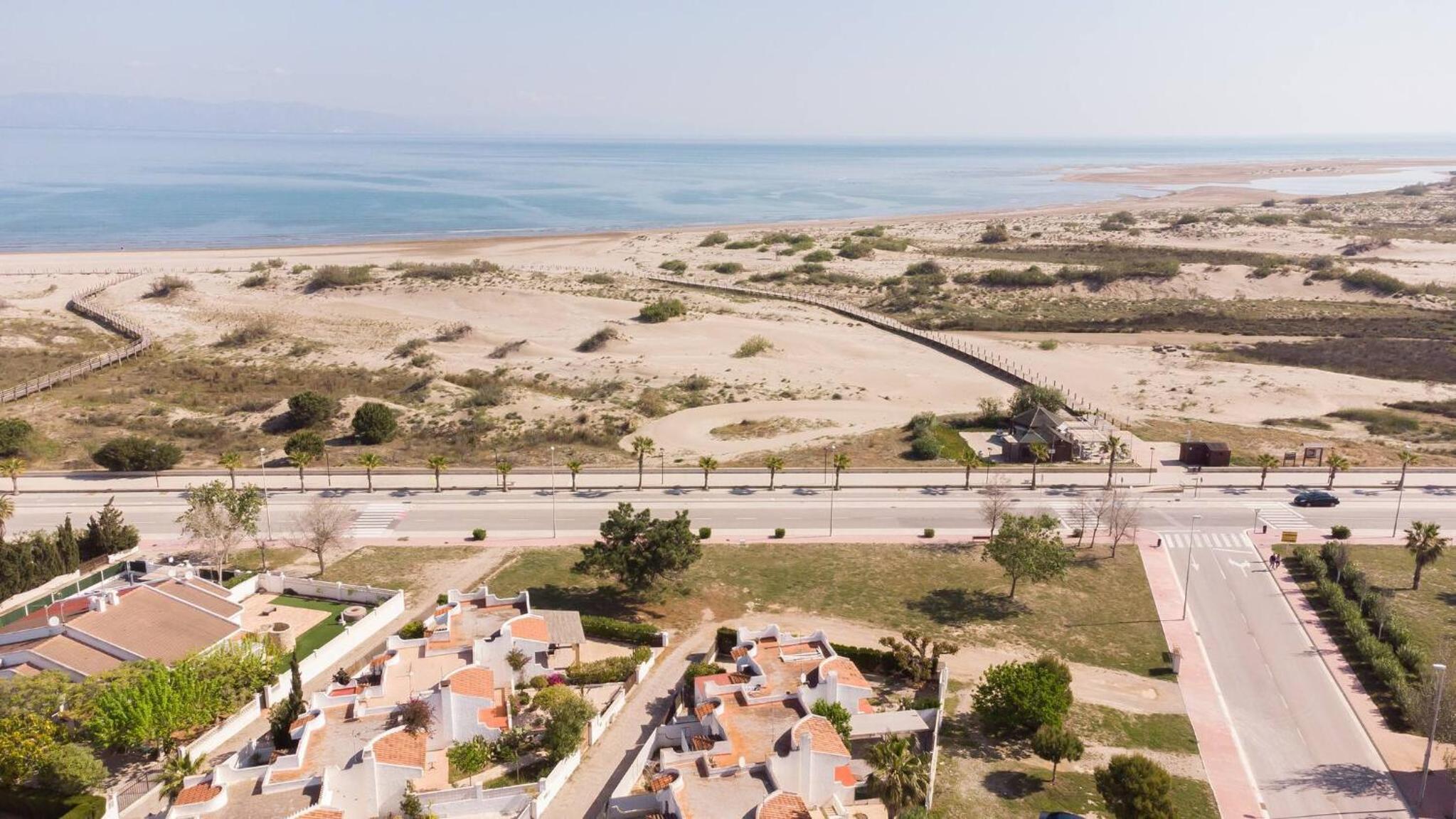 Eusebio - Casa en Riumar para 4 personas y en primera línia de mar - Deltavacaciones view 3