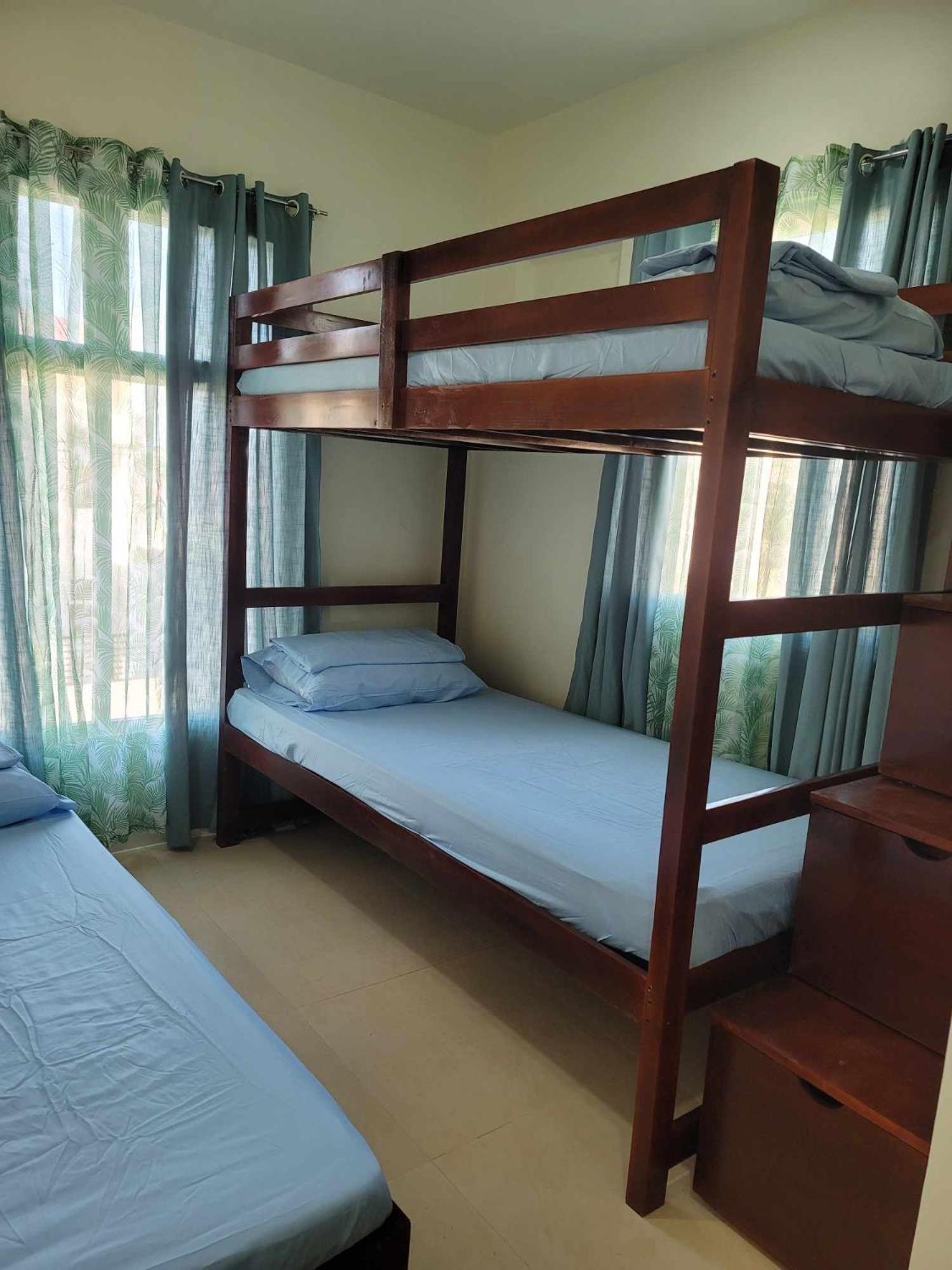 Air-Conditioned Living Room and Bedrooms, photo 17