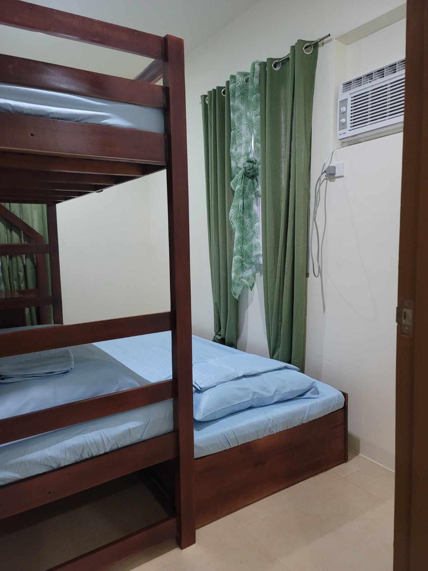 Air-Conditioned Living Room and Bedrooms, photo 19