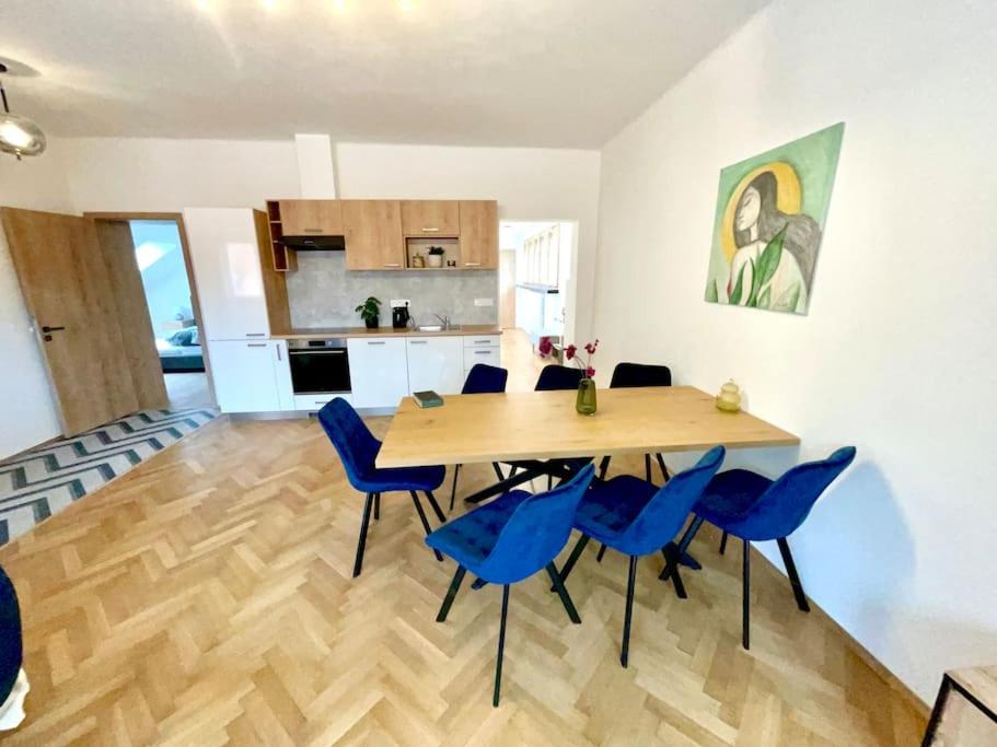 Apartmán č.5 v bankovním domě