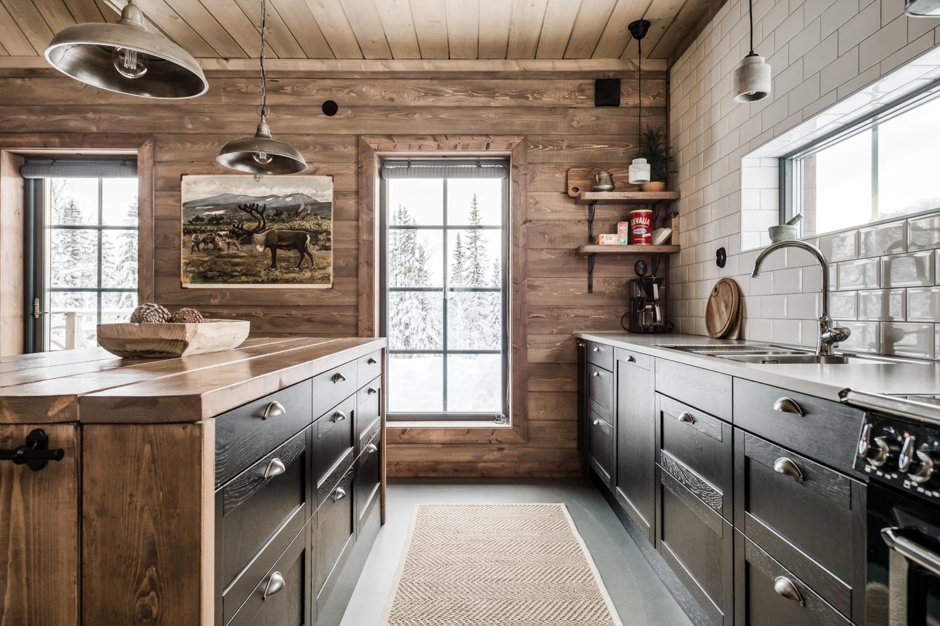 Luxurious cottage with sauna overlooking mountains