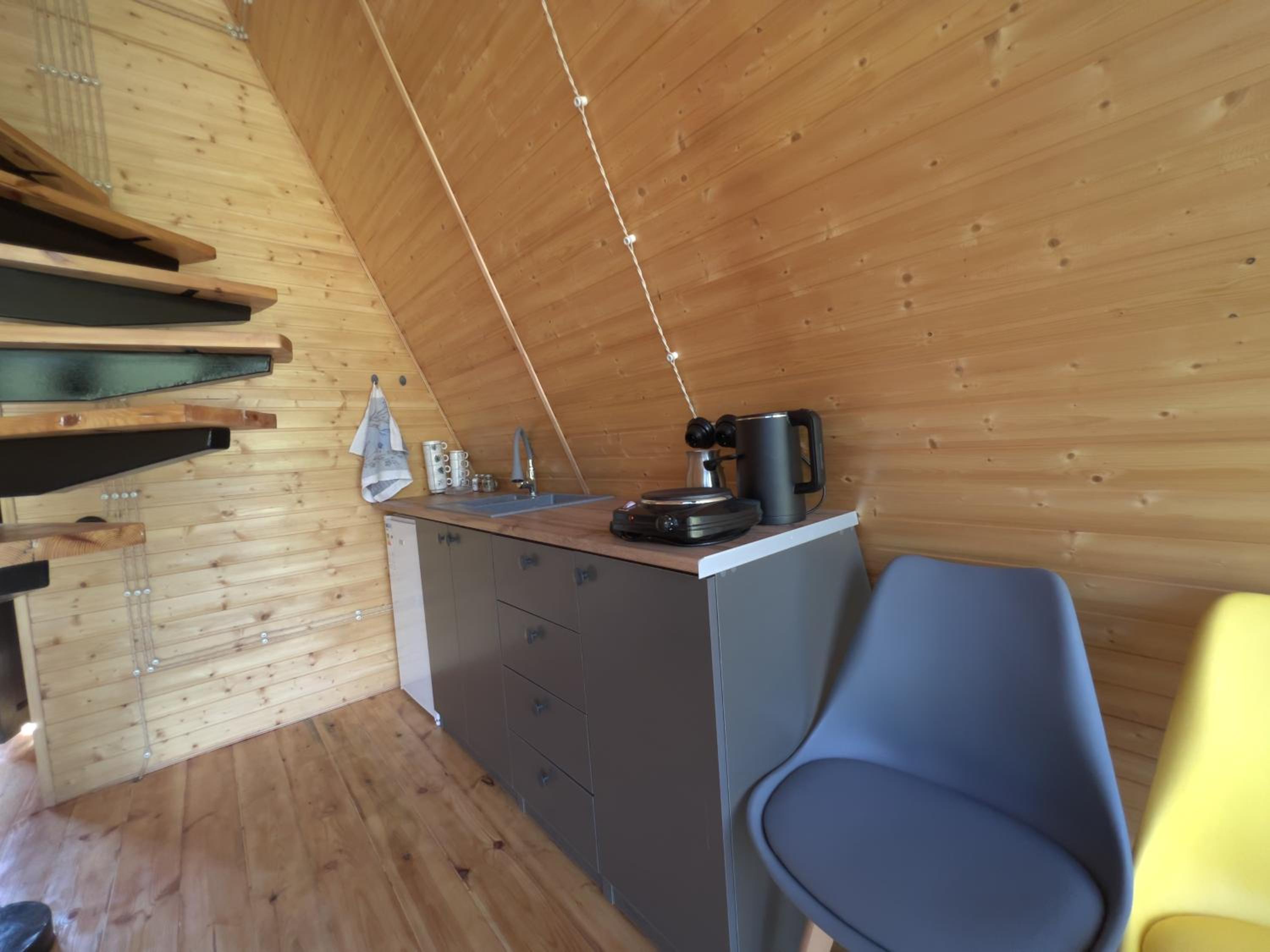 Focus Point Drakhtik - Green Cabin