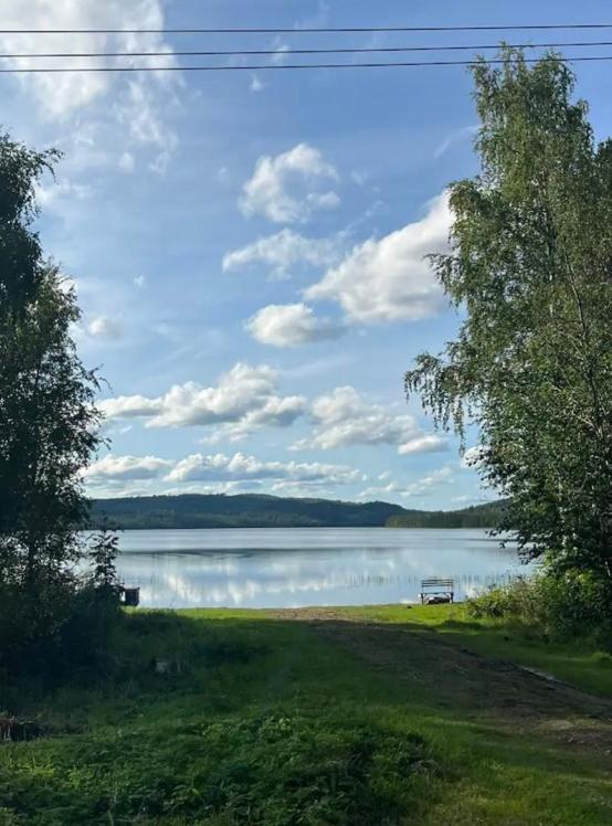 Vintage cabin - Sauna, grill, rural, close to lake & snowmobile trails, skiing