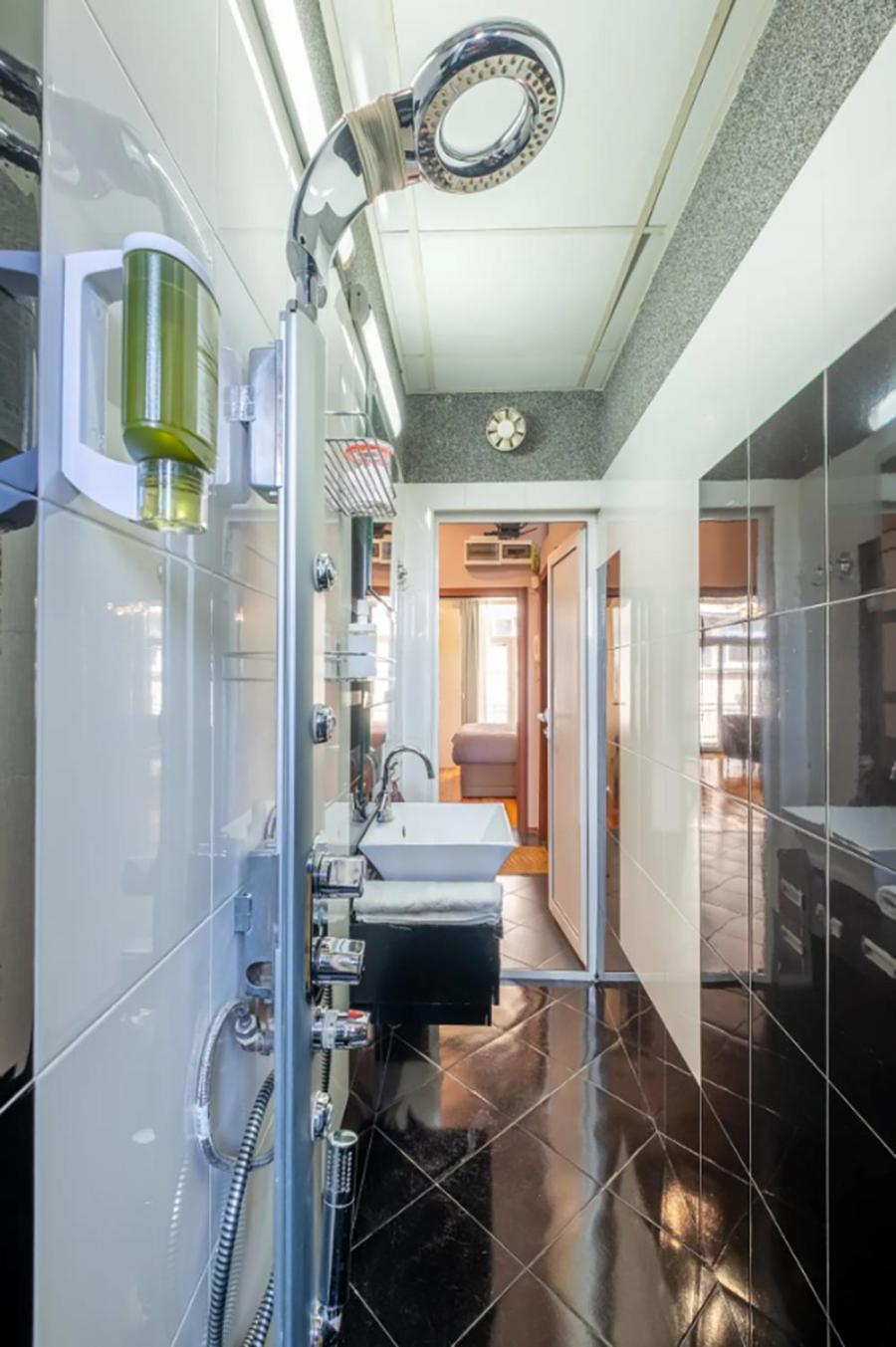Charming 2BDR Apartment in Historic Center With Parking