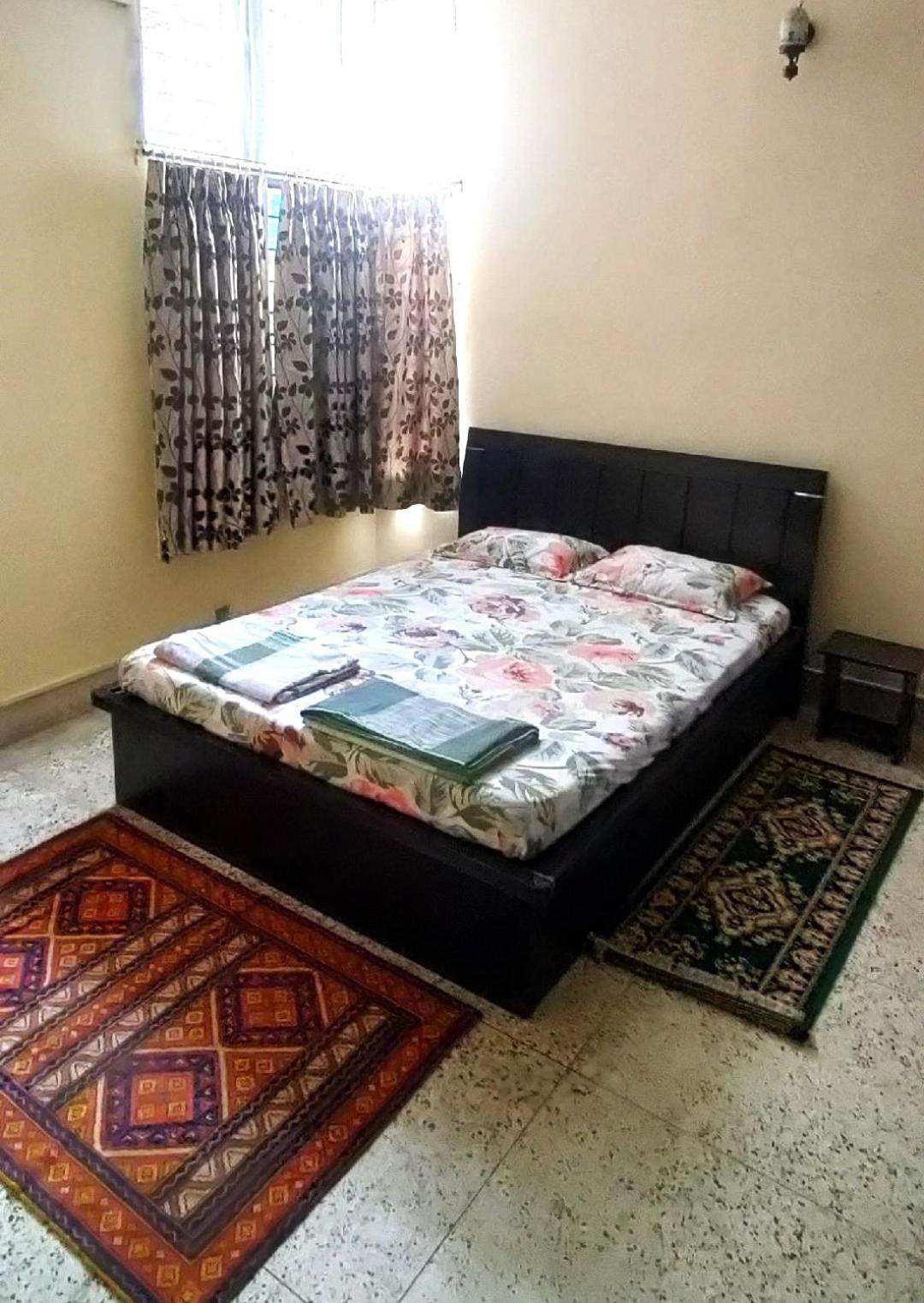 Priti's two apartments each 4 rooms ie 3 bedrooms plus living room plus kitchen in a modern independent villa with car parking, pet friendly In a green res view 5