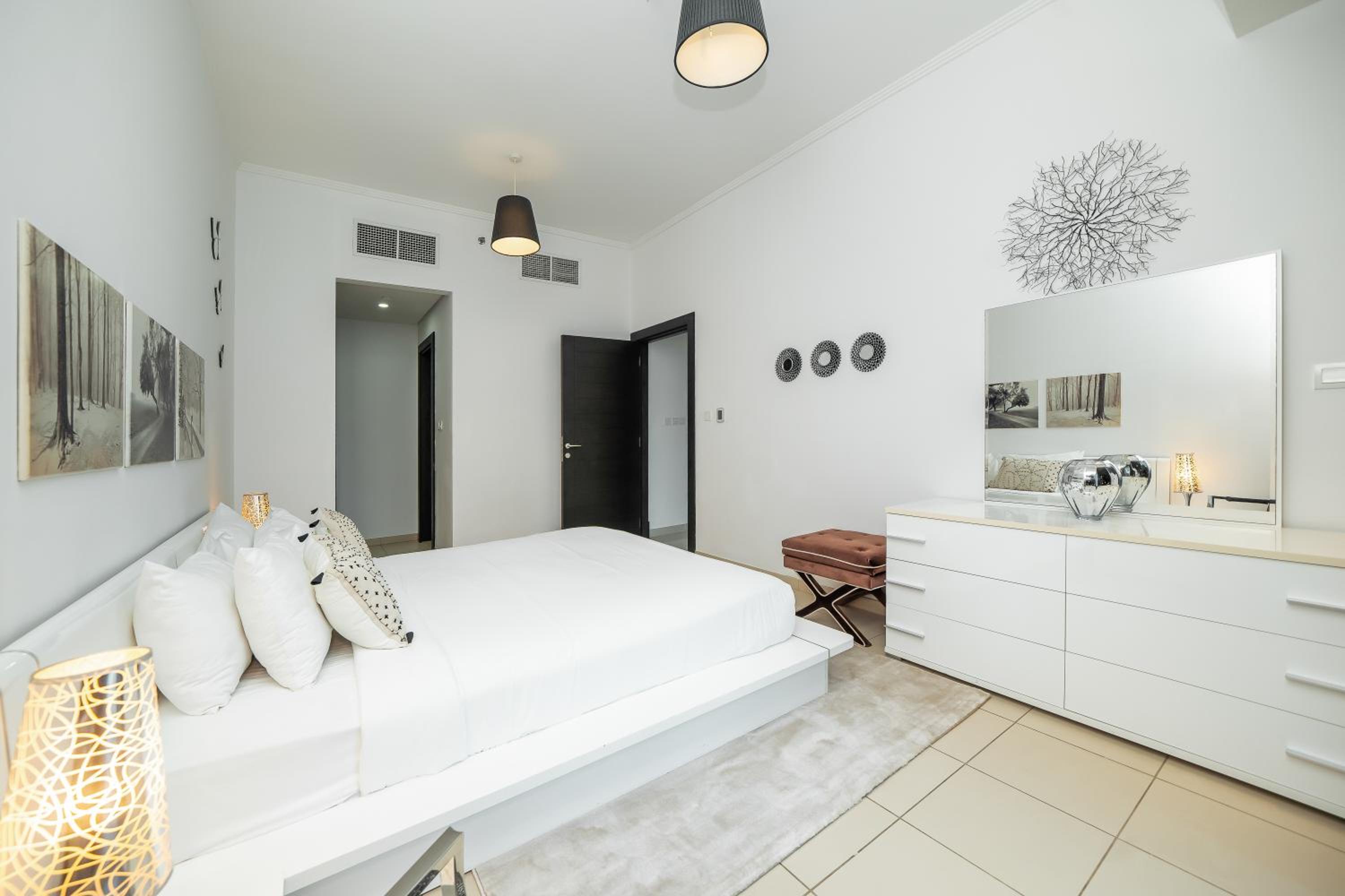 Luton Vacation Homes -Silverene Tower Full marina view ,Dubai Marina A50AB7