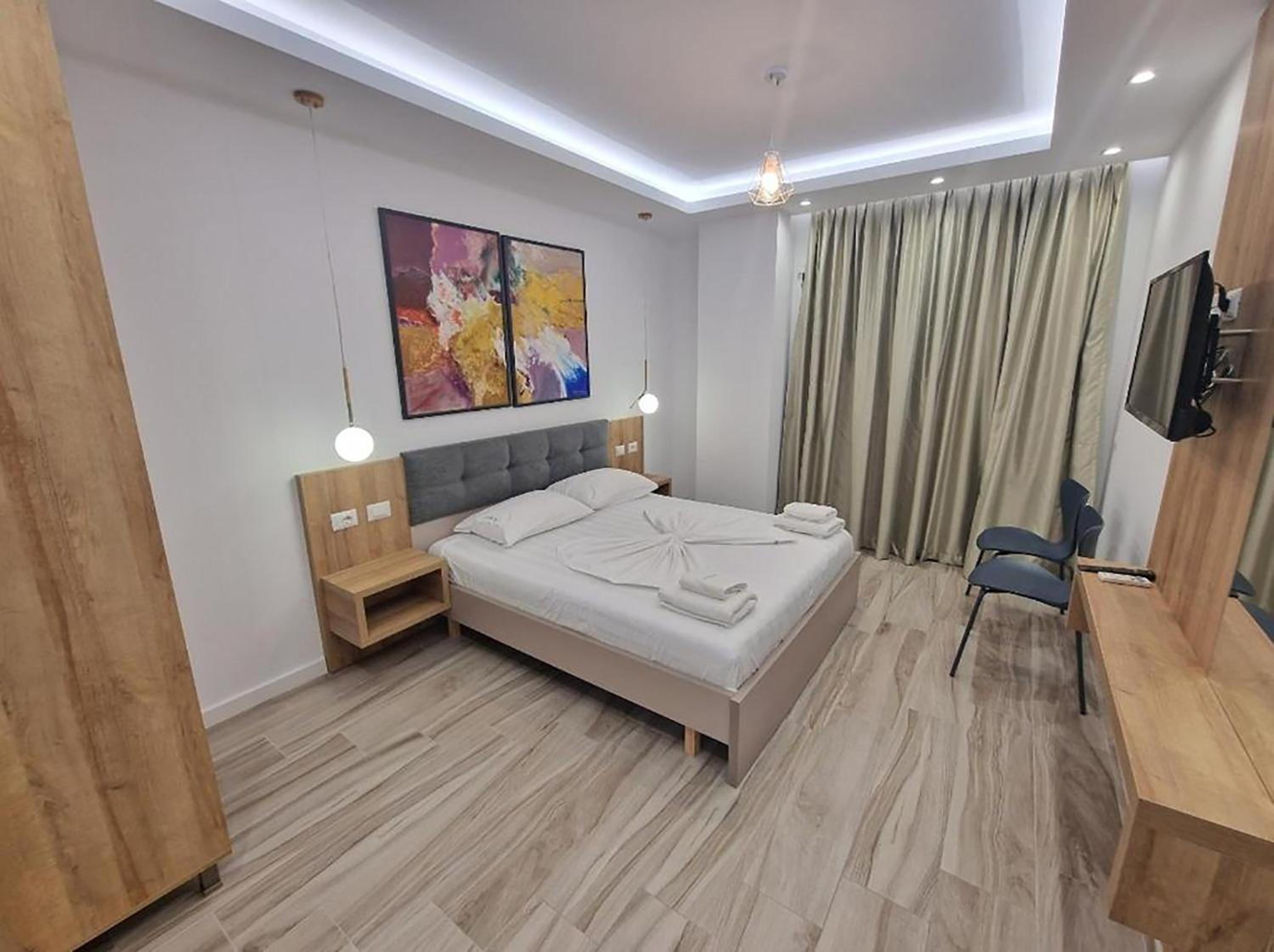 Joanna Suites