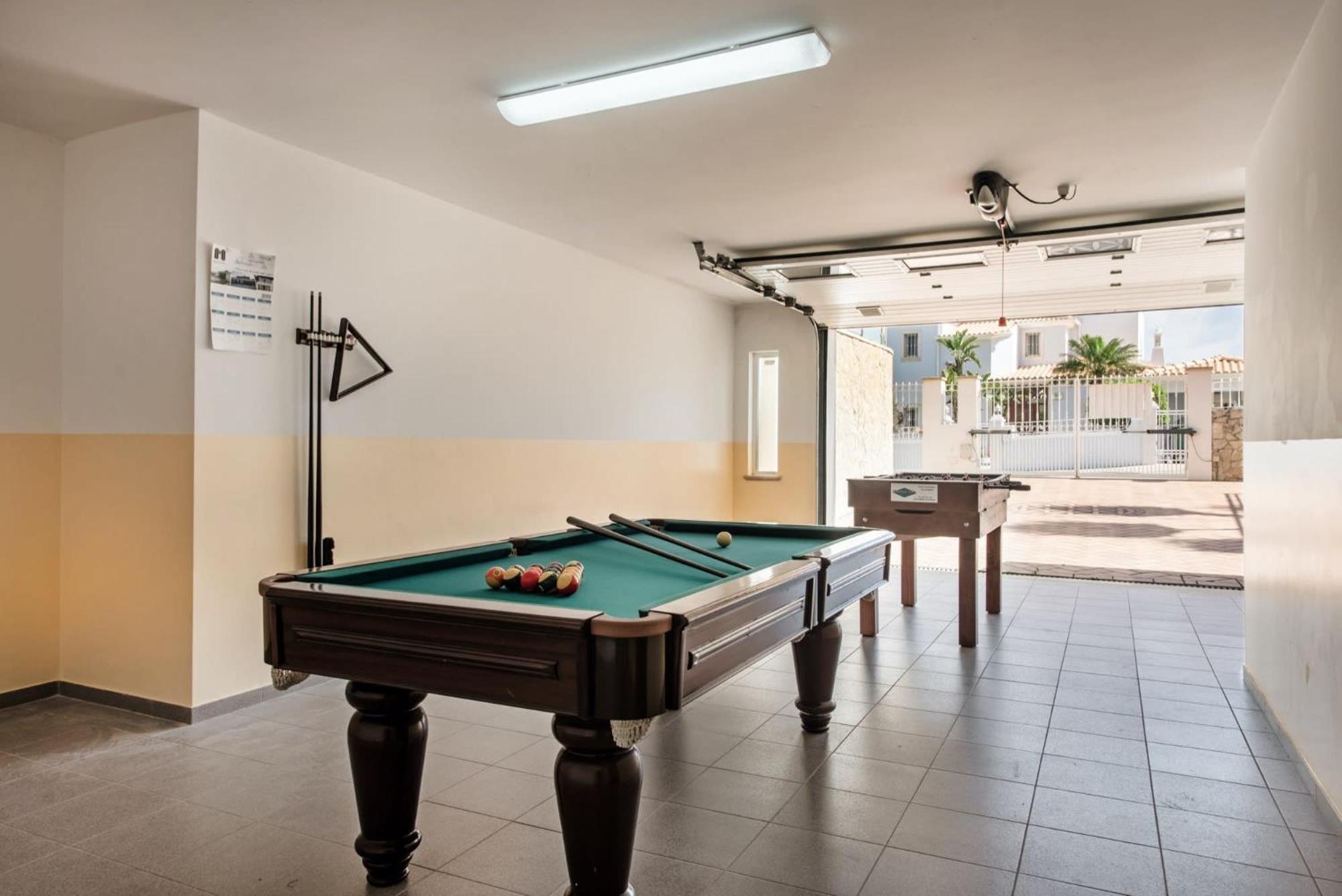 Villa Das Oliveiras amazing location walk to Marina restaurants beach view 4