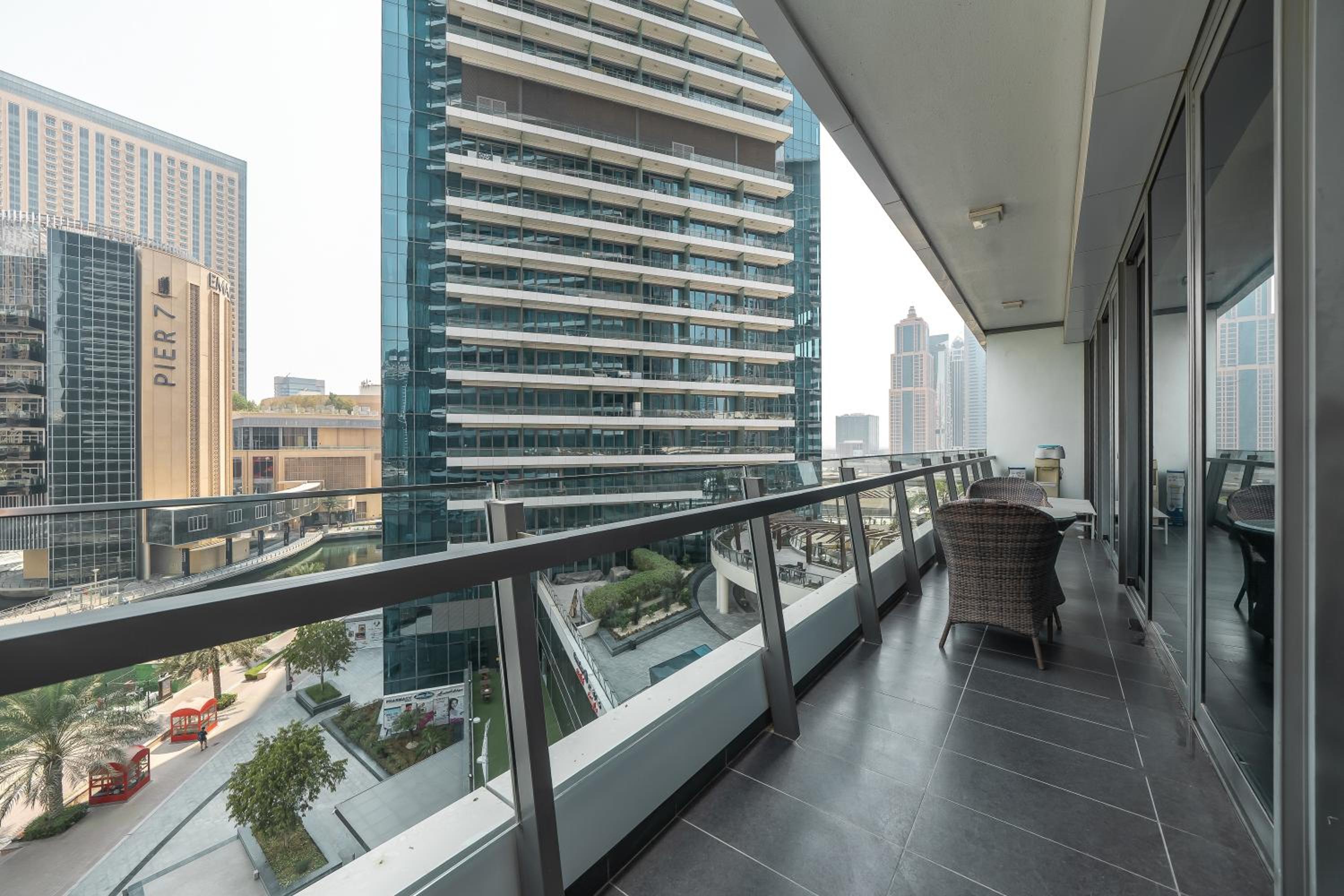 Luton Vacation Homes -Silverene Tower Full marina view ,Dubai Marina A50AB7