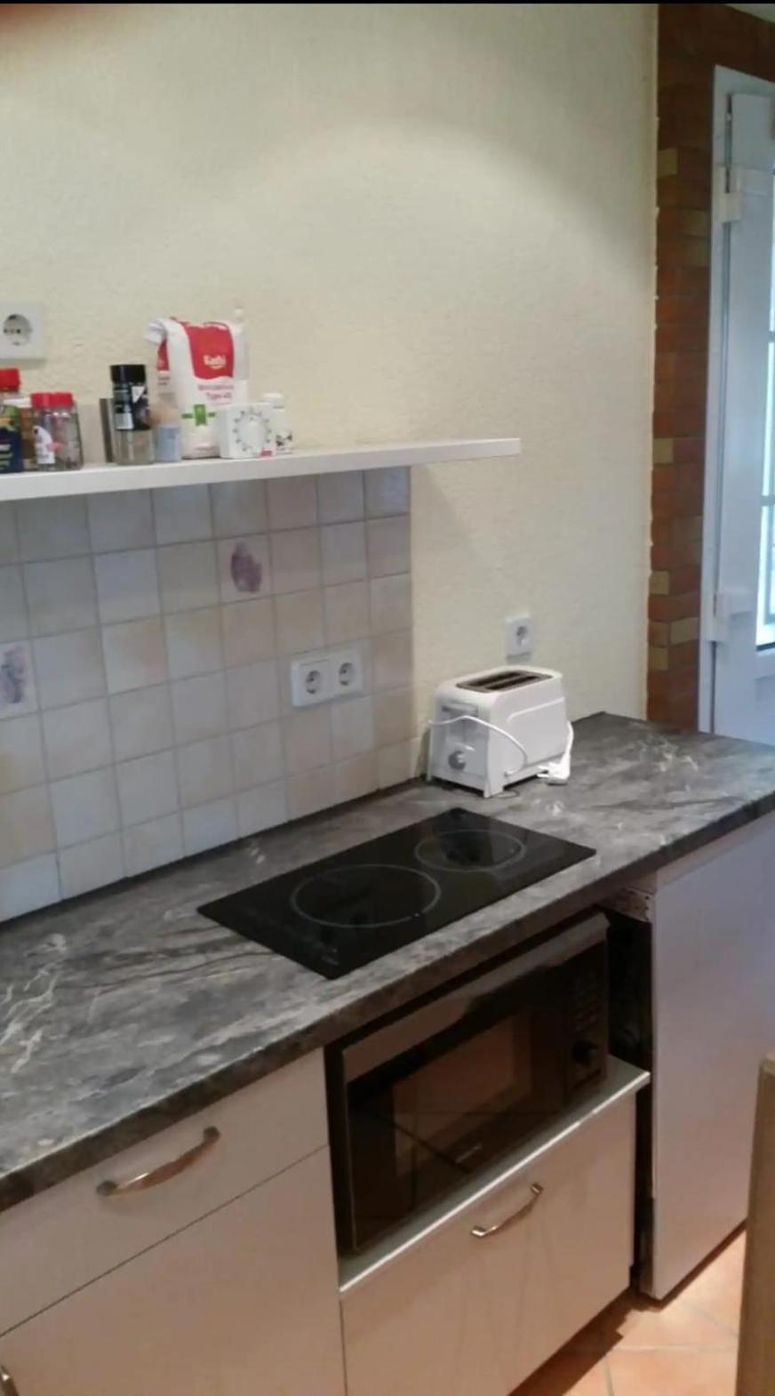 Ruhiges, sehr schönes Haus/Grundstück in Elbnähe.