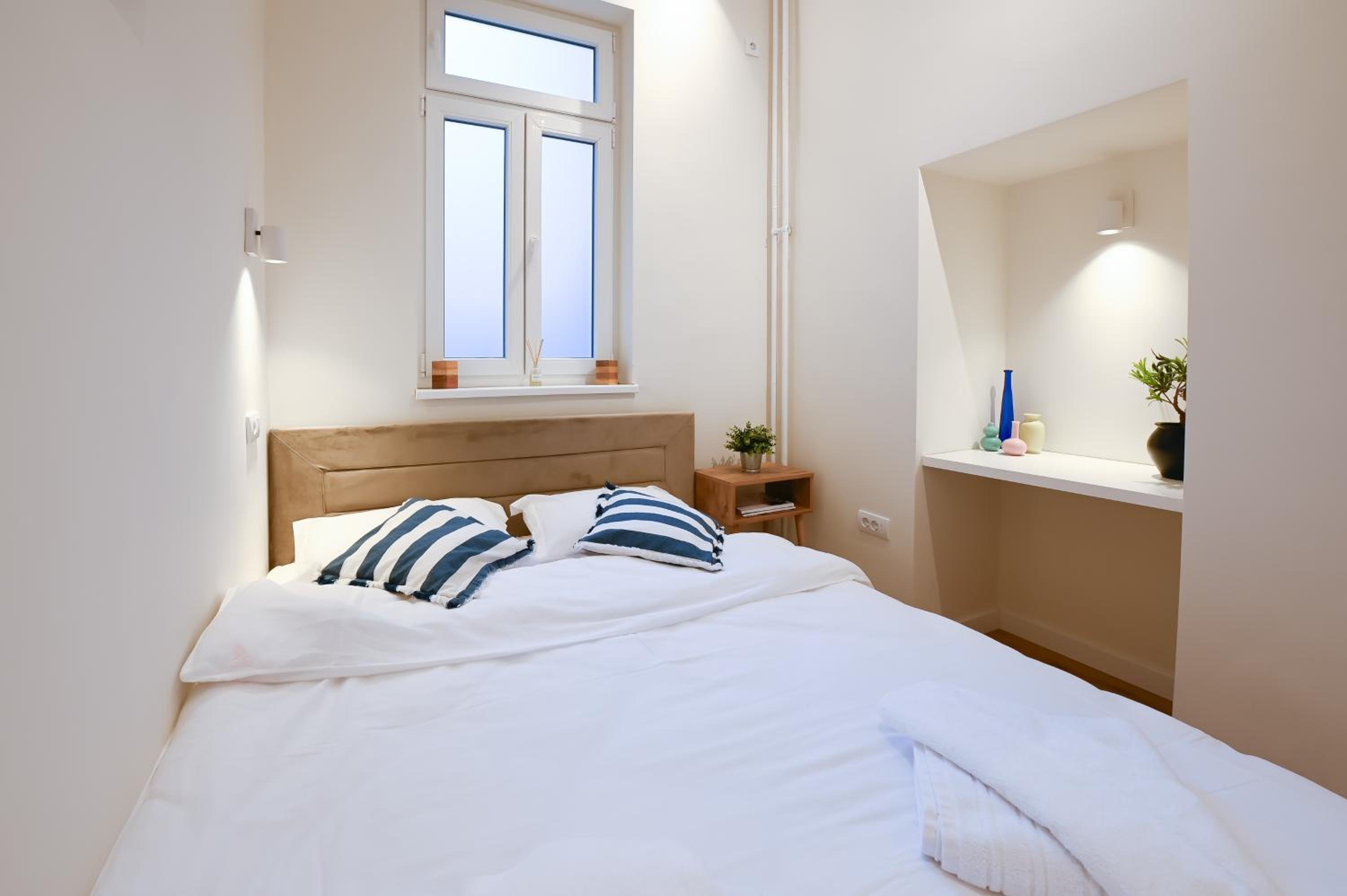 Porta Apartments Novi Sad - free parking view 2