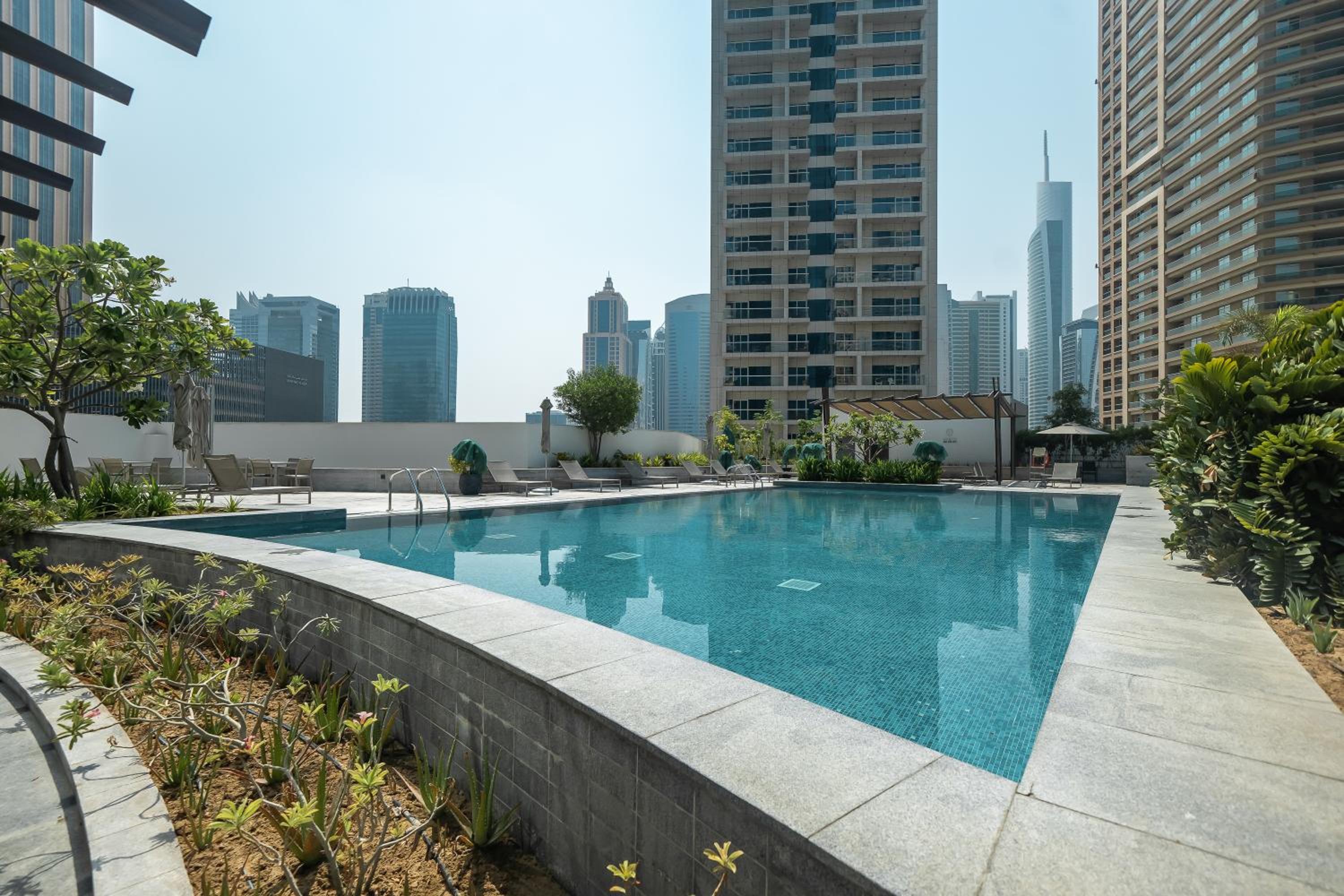 Luton Vacation Homes -Silverene Tower Full marina view ,Dubai Marina A50AB7