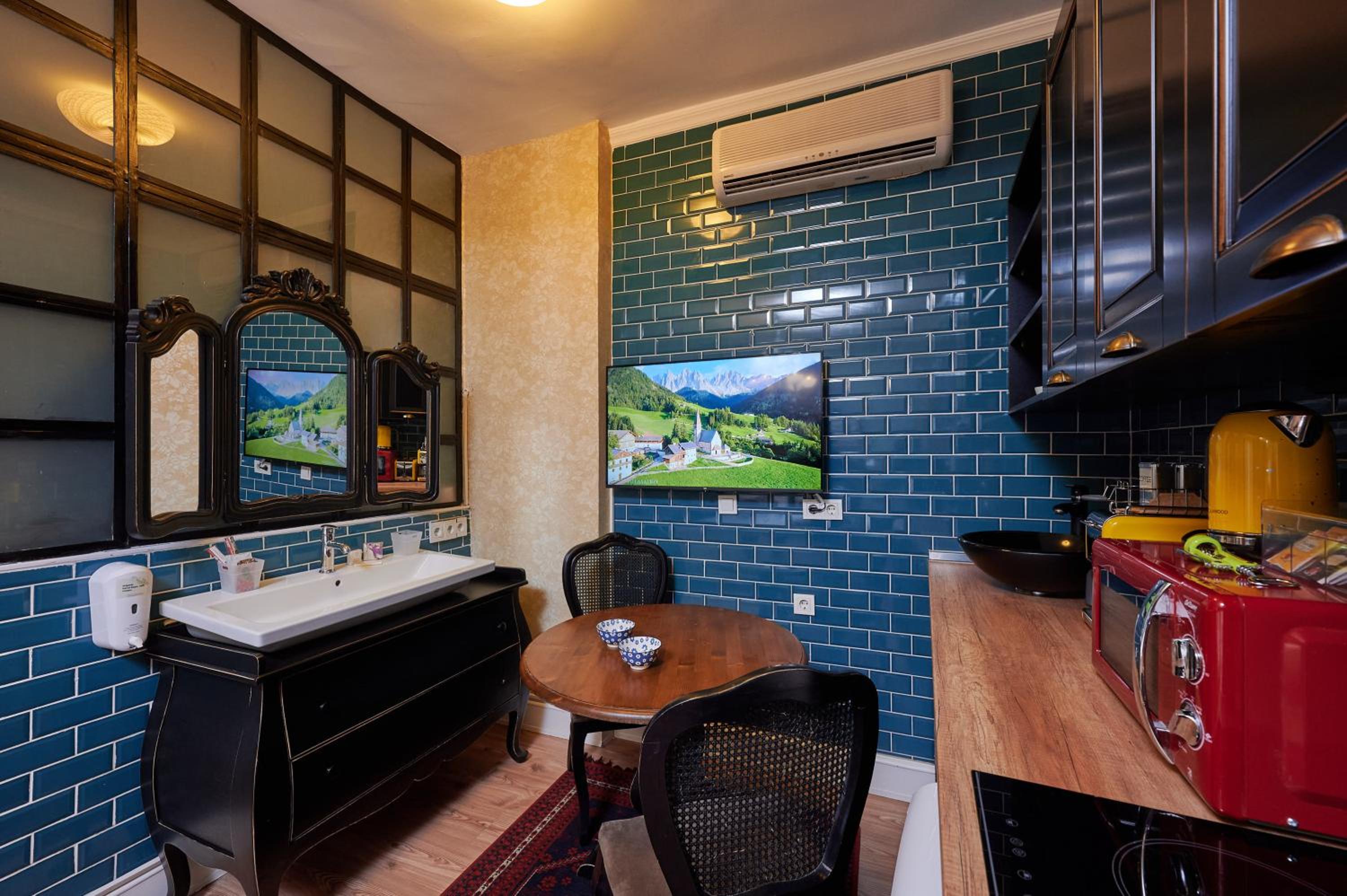 Faik Pasha Otelleri Özel Kategori Beyoğlu İstanbul - Image 84