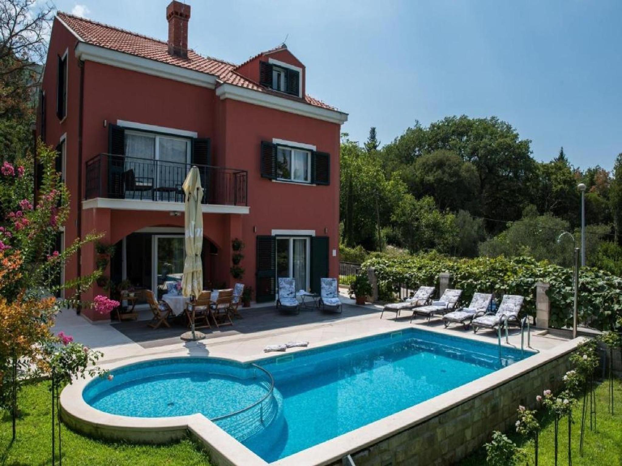 Villa Anita view 3