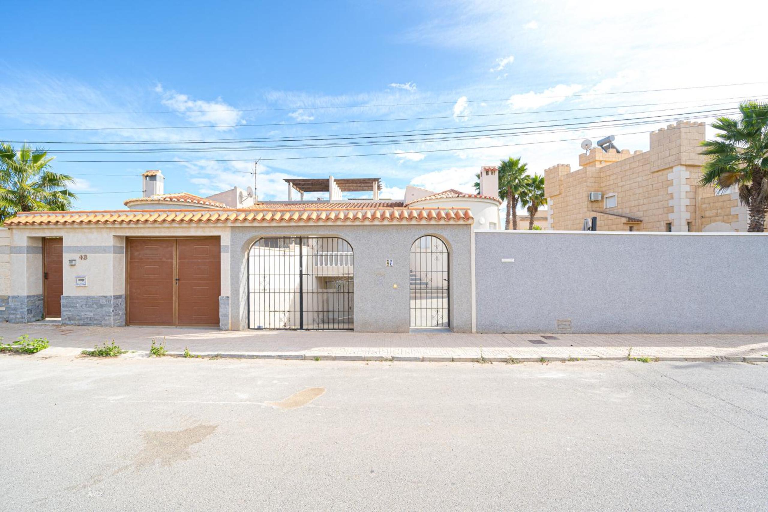 Hola Casita