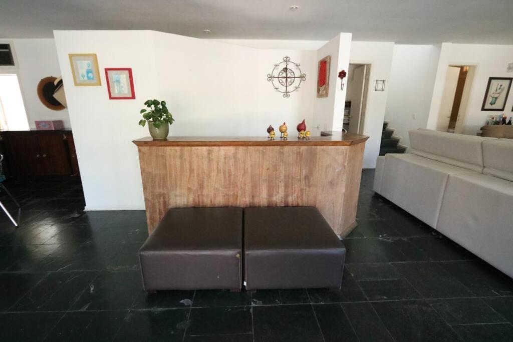 Casa em Jardim Acapulco-Guarujá