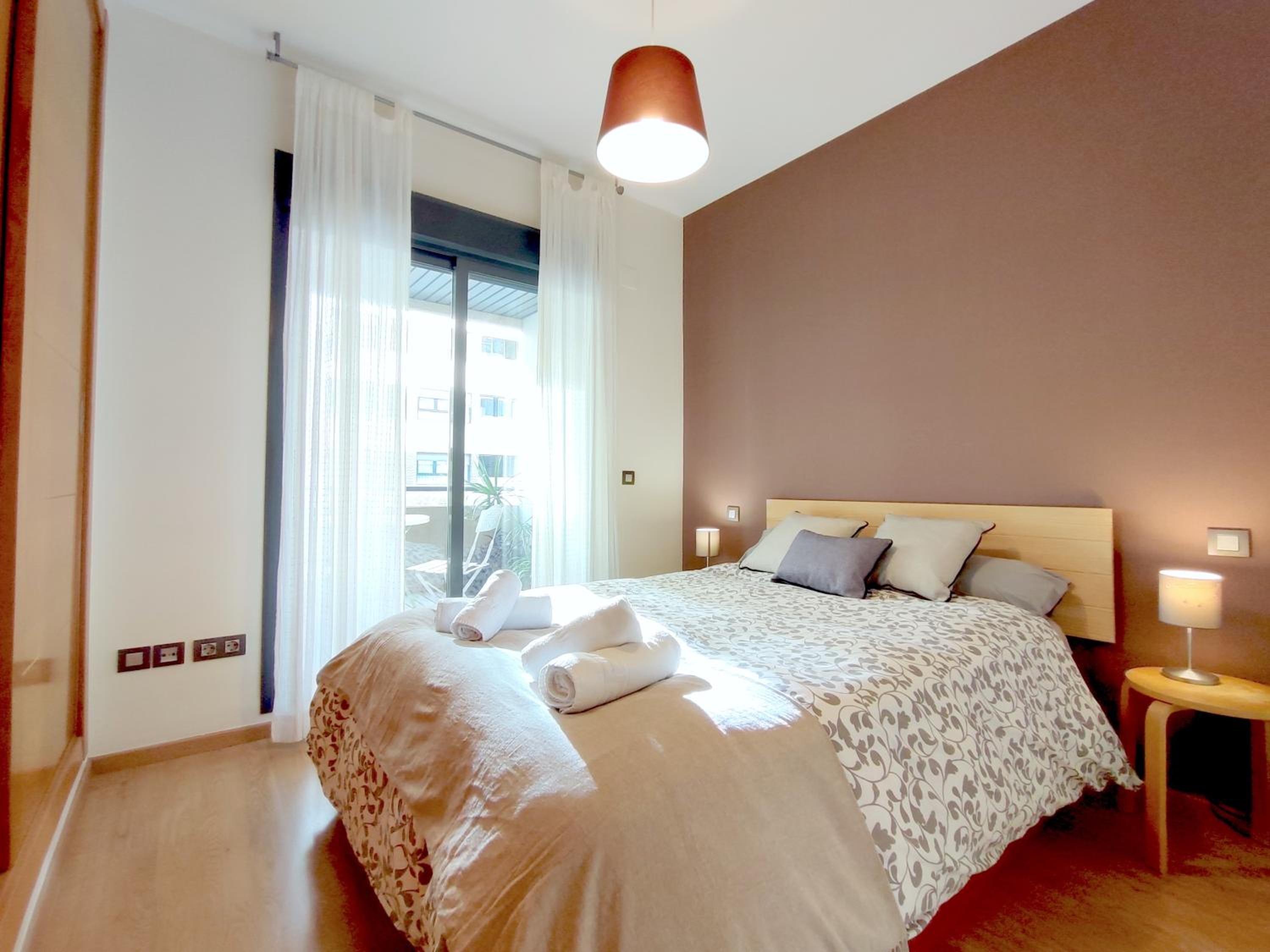 CT28 Relax by the beach (free parking and pool)