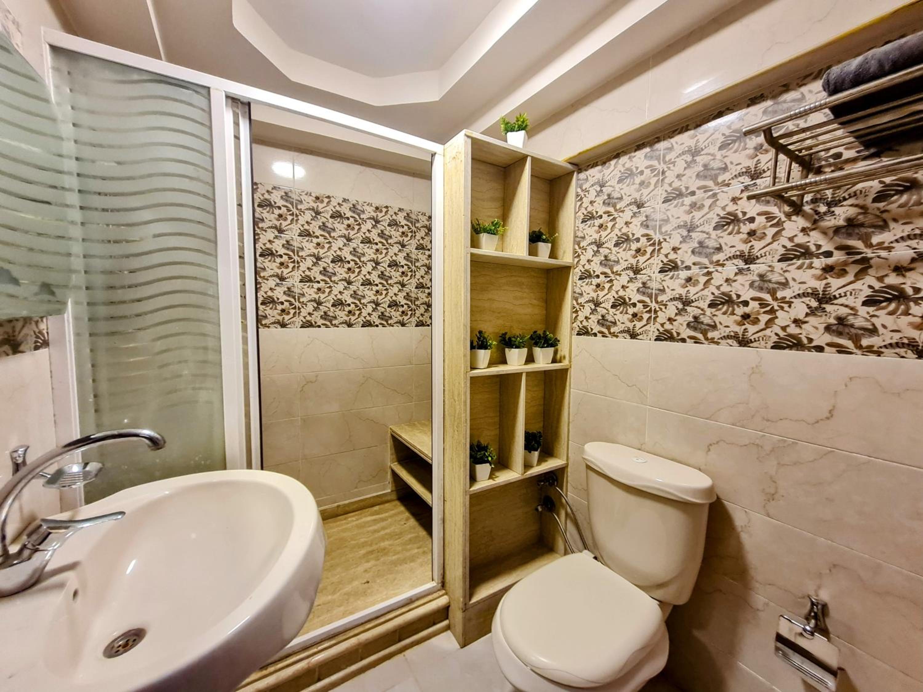 RD Served Apartment 3-Bedroom Dokki - Ideal Location Downtown Cairo