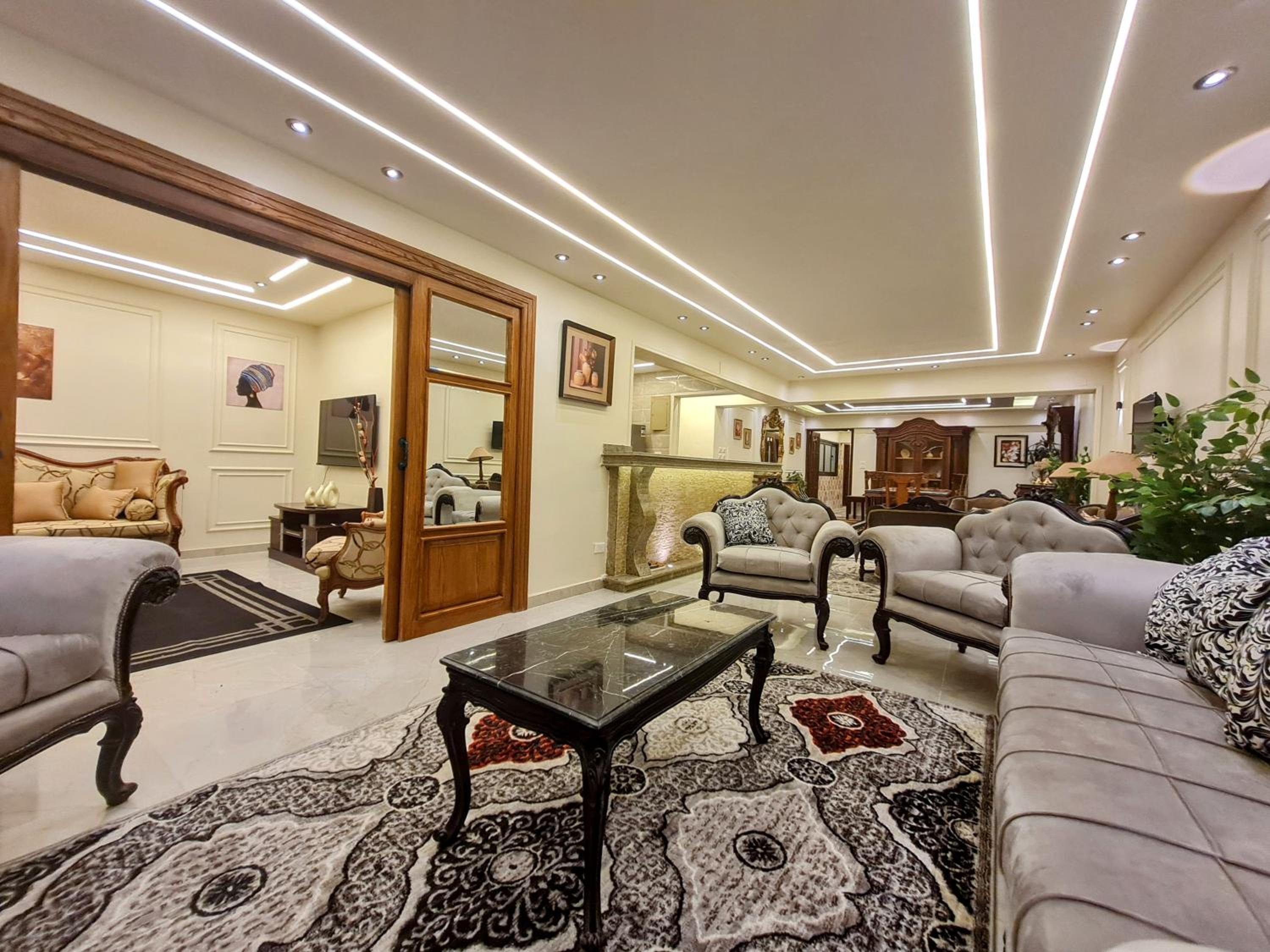 RD Served Apartment 3-Bedroom Dokki - Ideal Location Downtown Cairo