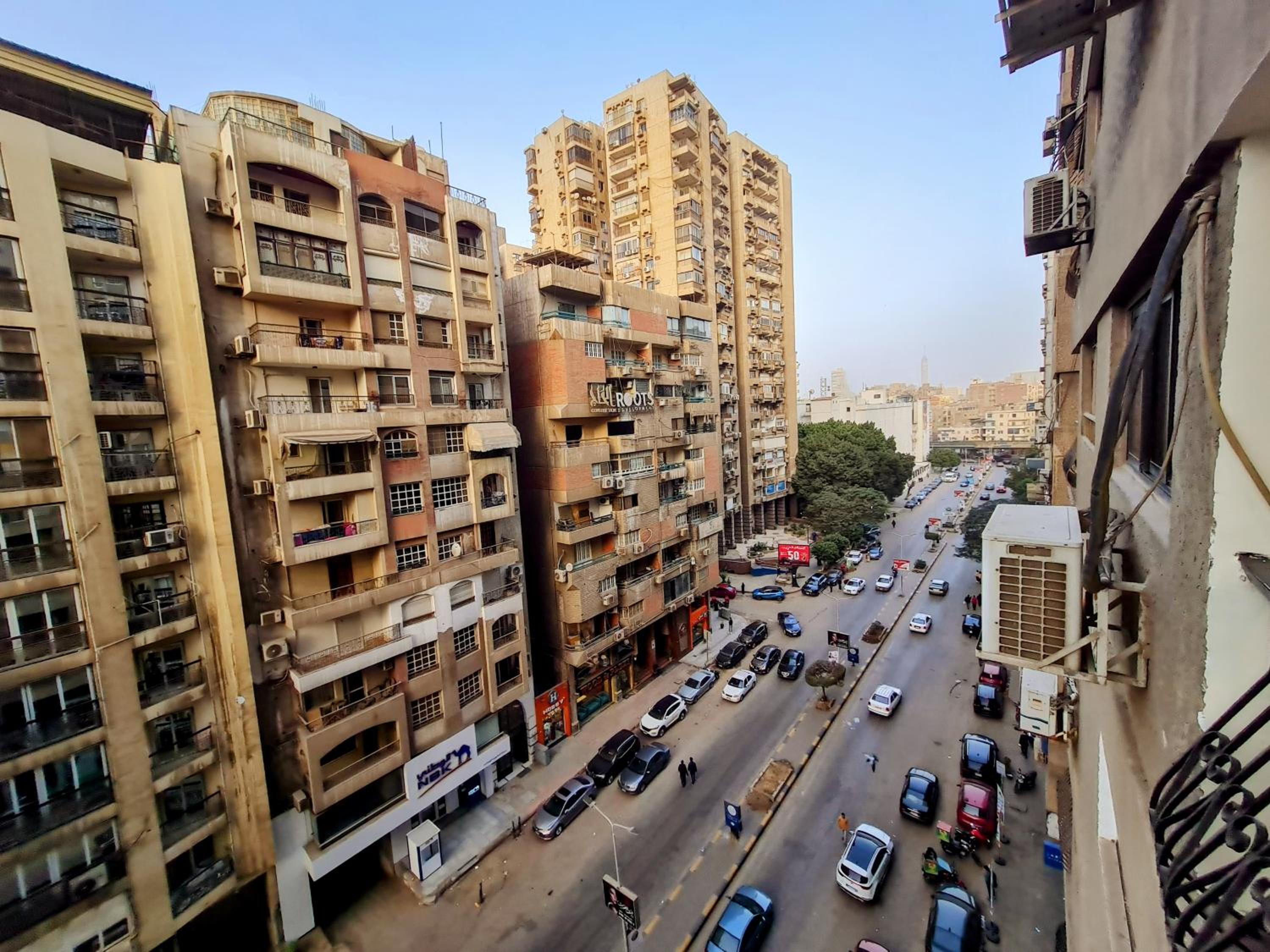 RD Served Apartment 3-Bedroom Dokki - Ideal Location Downtown Cairo