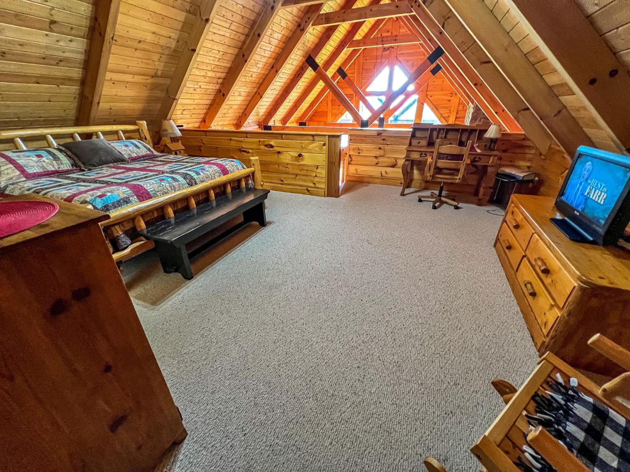 Dream Mountain Lodge