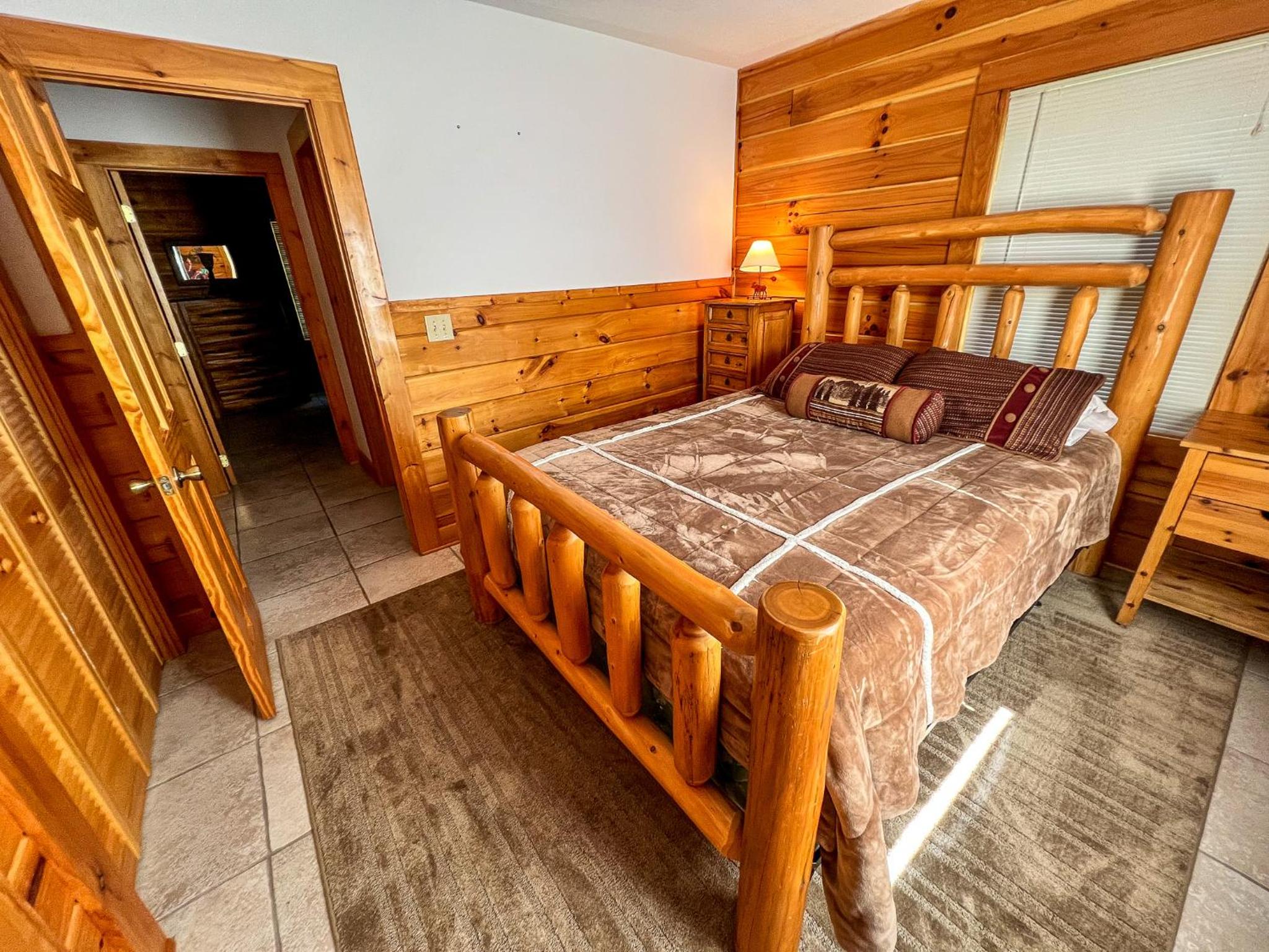 Dream Mountain Lodge