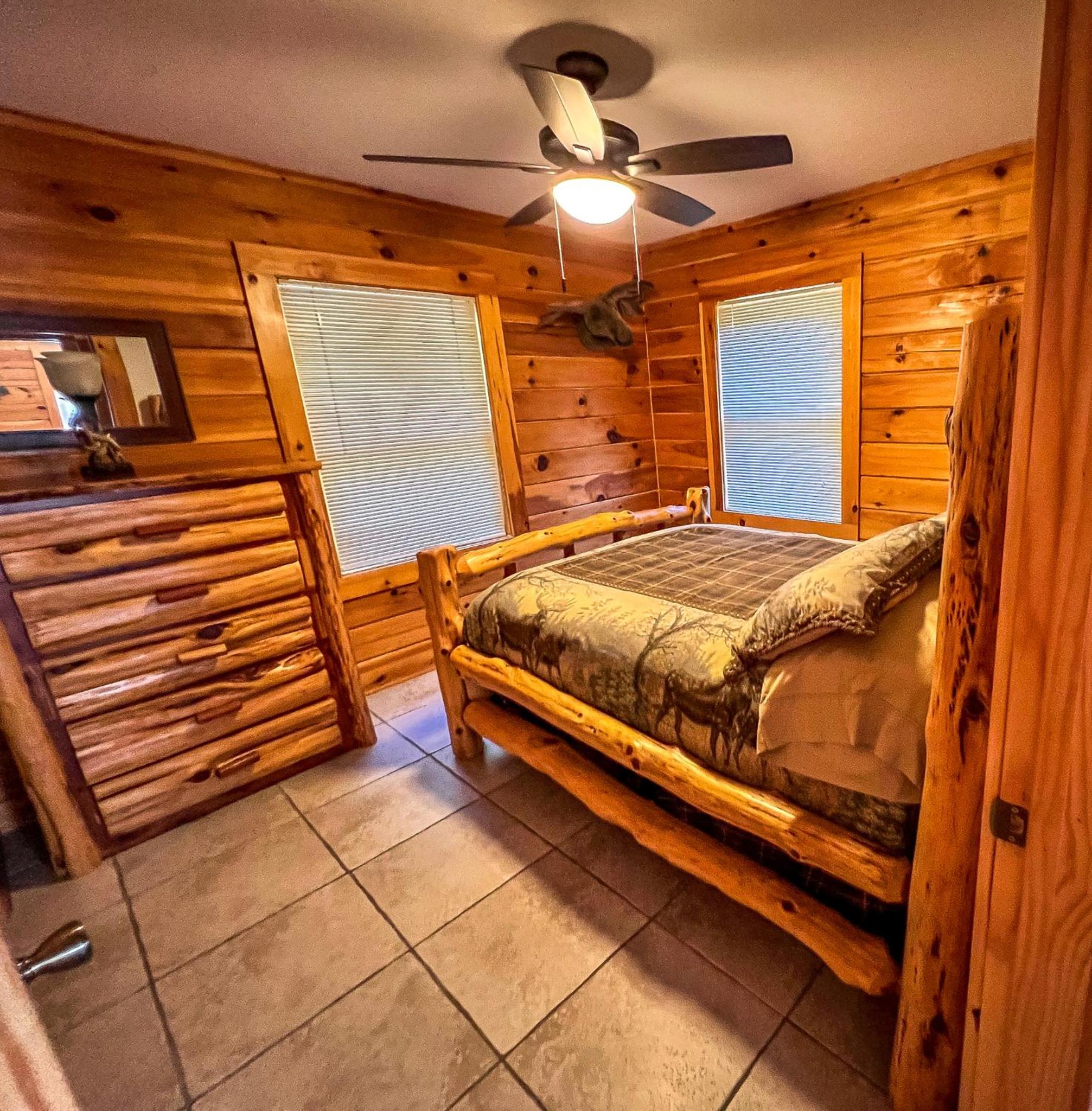 Dream Mountain Lodge