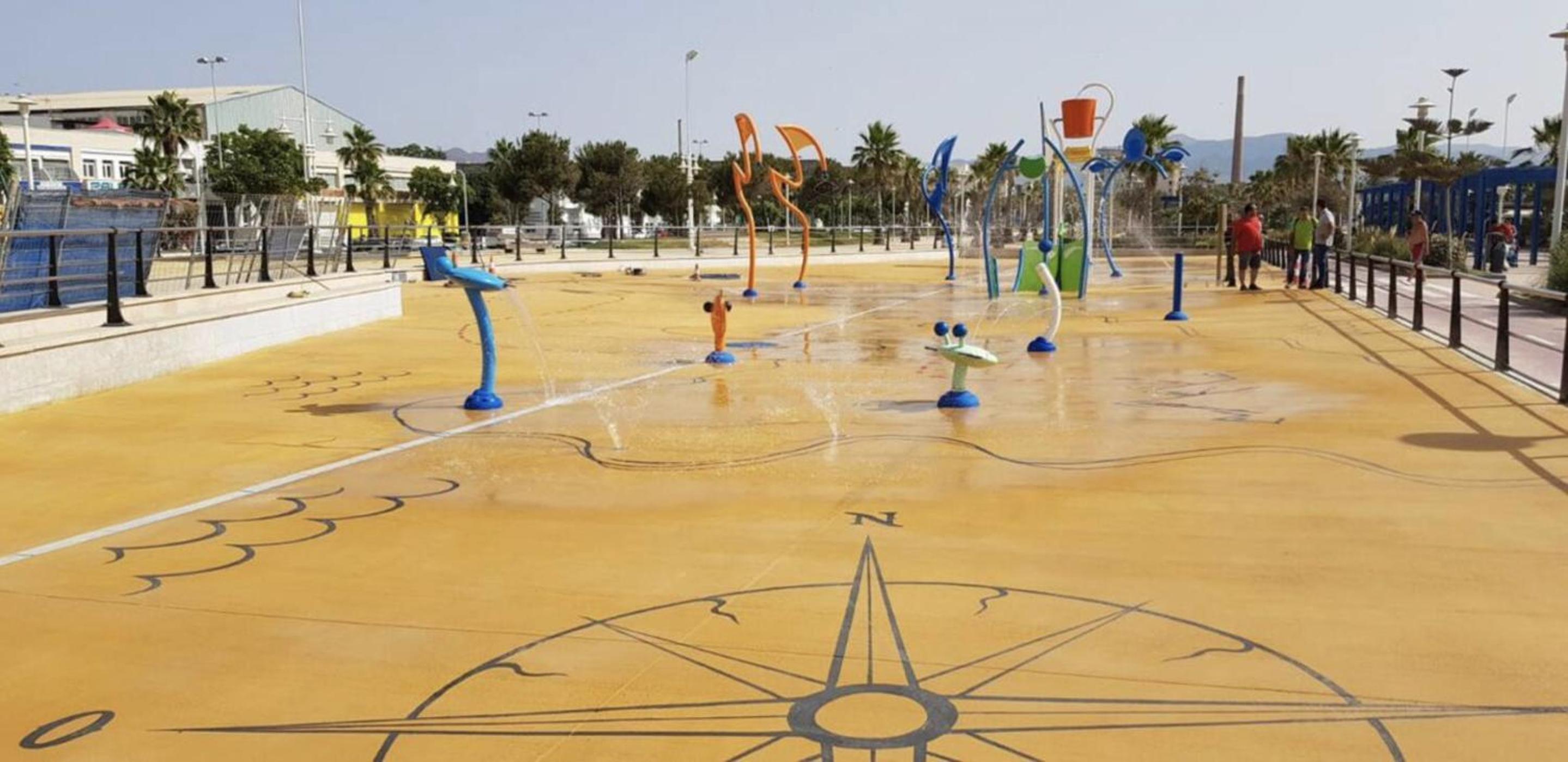 CT28 Relax by the beach (free parking and pool)