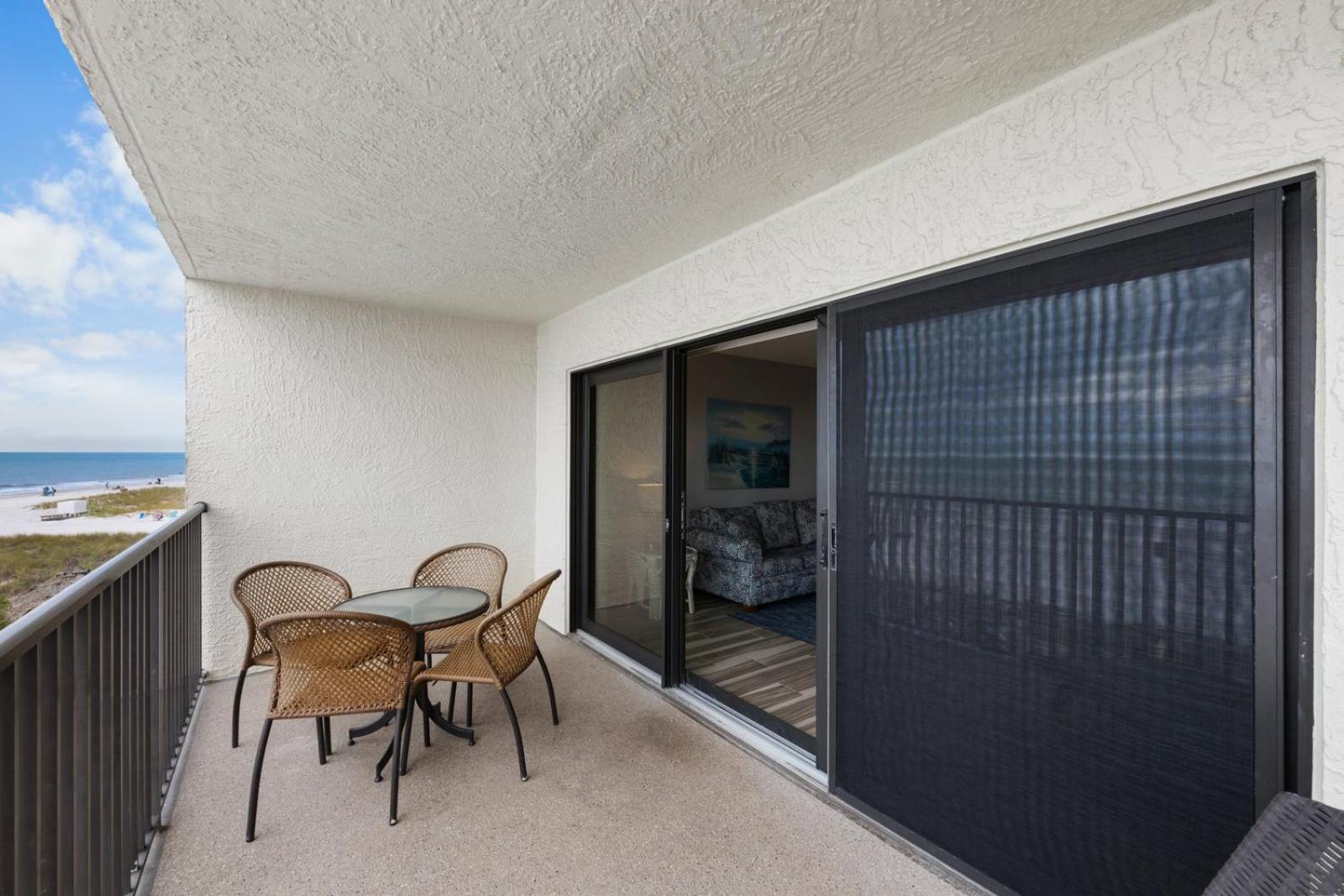 Direct Beachfront Balcony - Sandy Shores #201