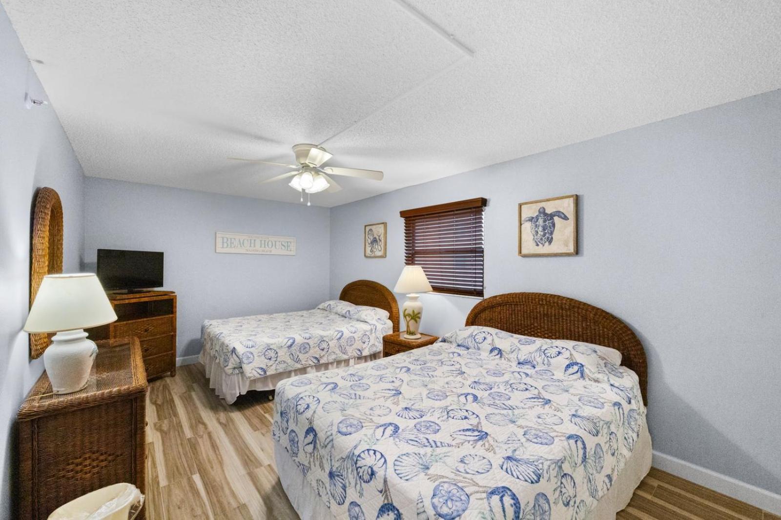 Direct Beachfront Balcony - Sandy Shores #201