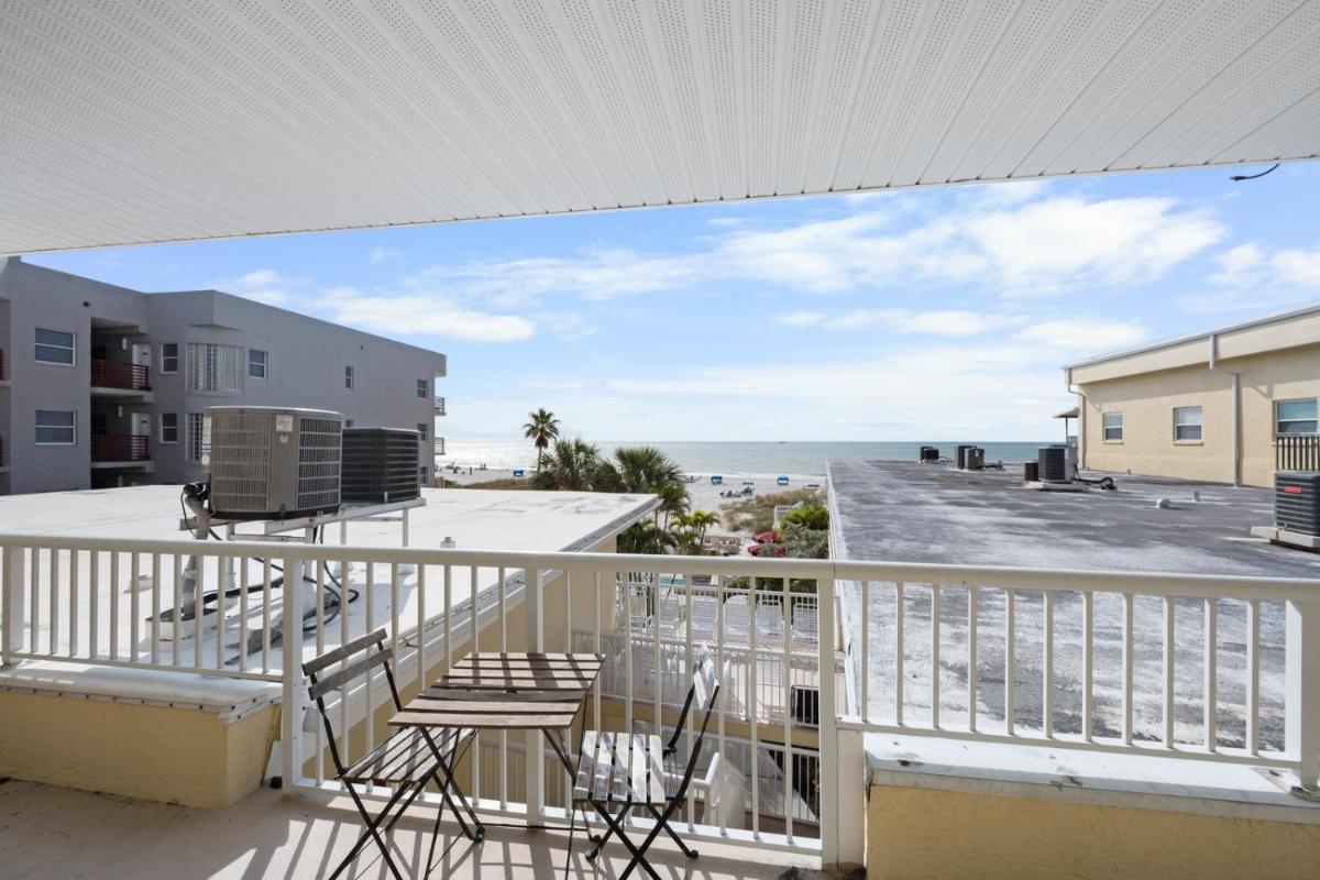 332 Surf Song Resort