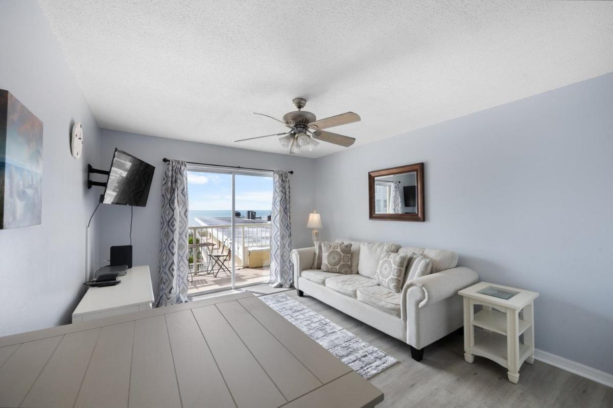332 Surf Song Resort