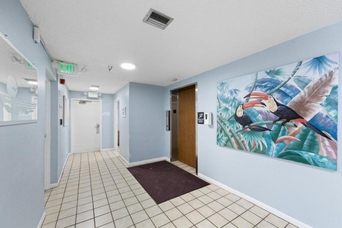 332 Surf Song Resort