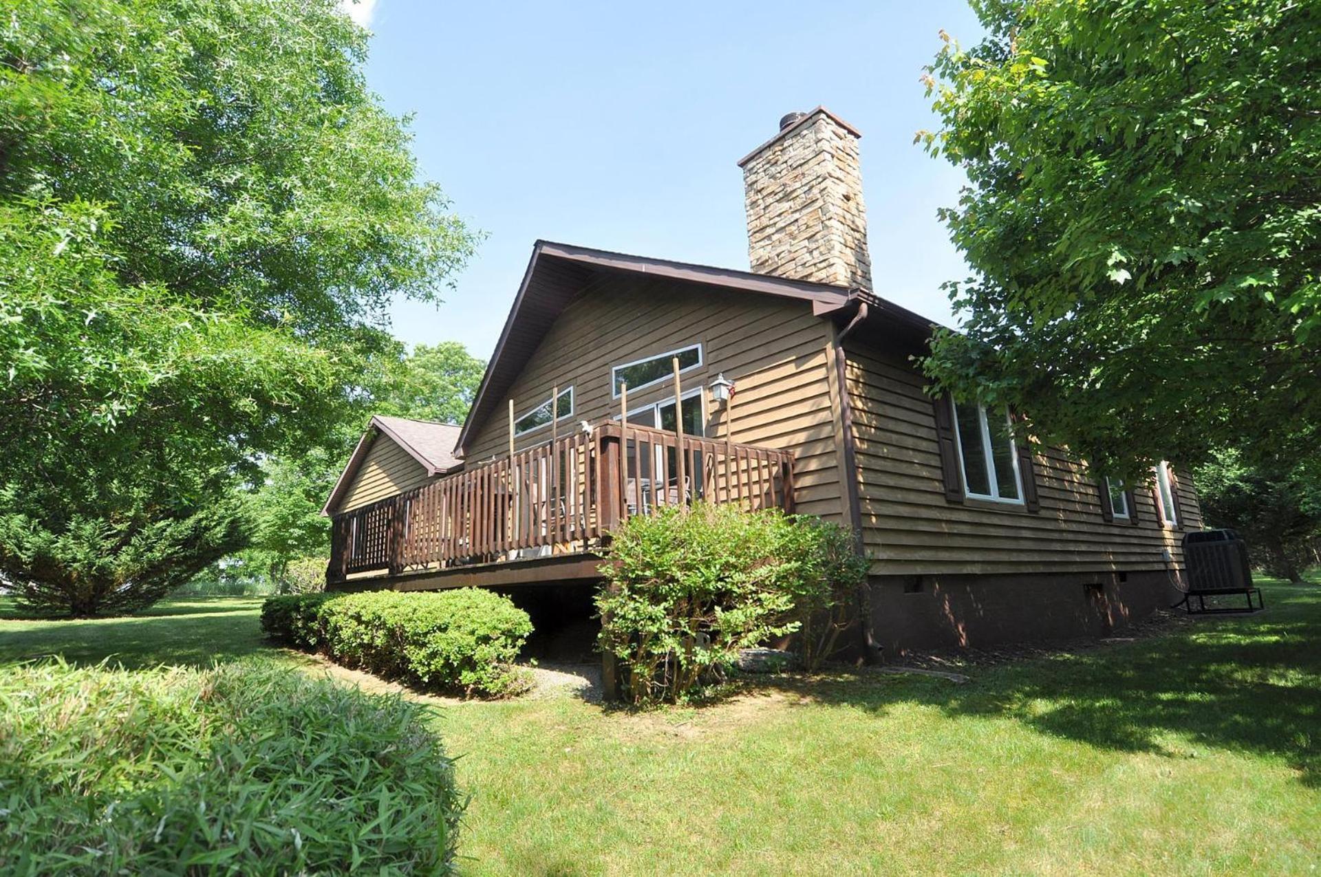 Hotel Cacapon Connected - Workplace Retreat - Image 1