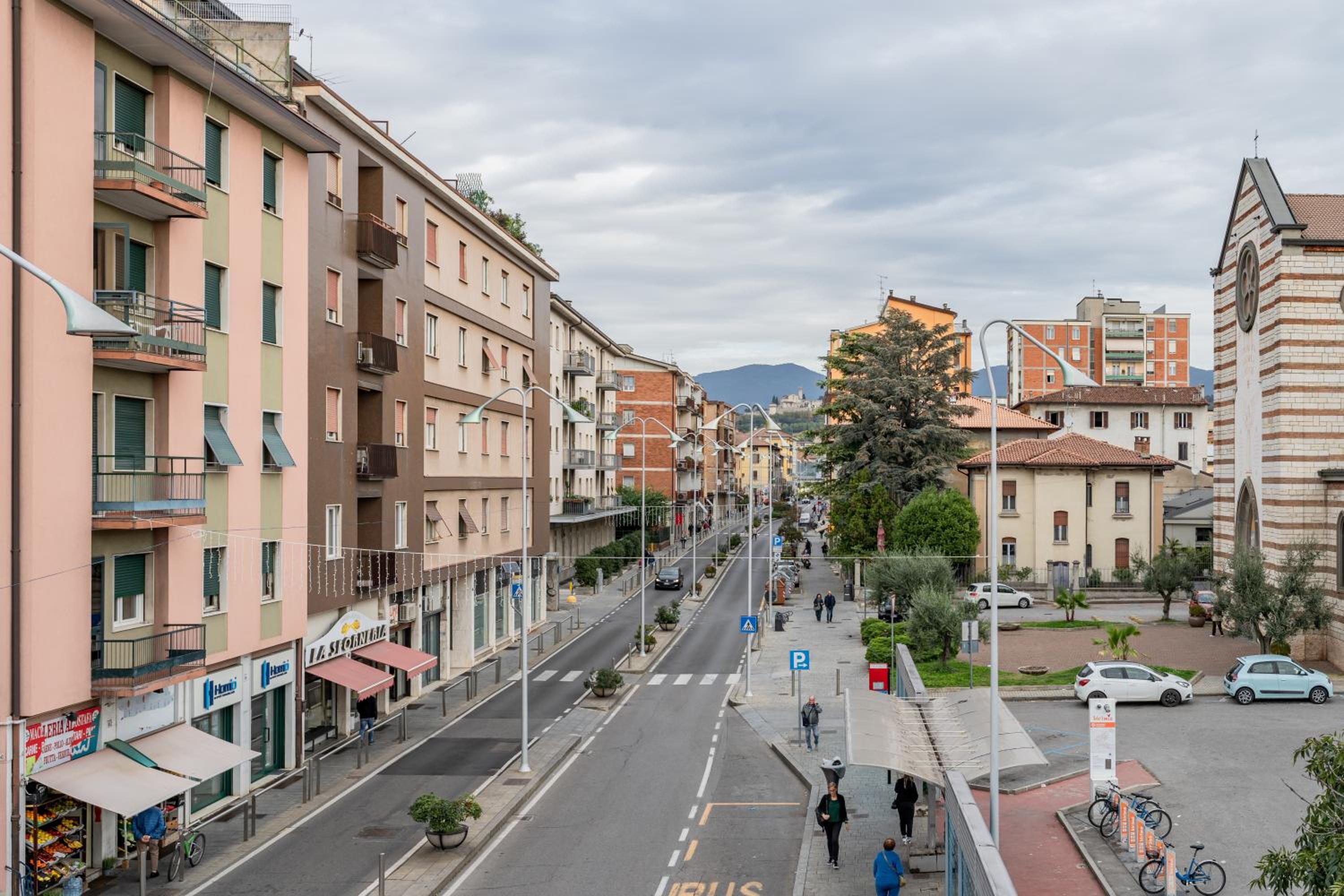 HOST4U - Appartamento VIA CREMONA a Brescia view 3